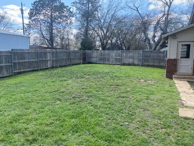 Single Family Residence For Sale in Brown County , 708 Prater Street, Brownwood, Texas 76801, 2 Bedroom, 1 Bathroom, Garage spaces, 1,195 Sqft, built in 0, mls#21211005, Real Estate Agent in Brownwood, Homes For Sale in Brown county, Homes For Sale in Brownwood, Realtor in Brownwood Texas, Real Estate Brokerage Independent Realty Texas, Luminita Cordes Realtor