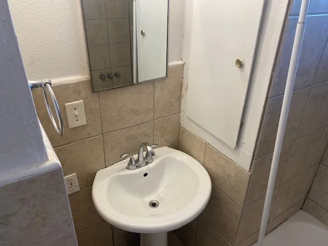 Single Family Residence For Sale in Brown County , 708 Prater Street, Brownwood, Texas 76801, 2 Bedroom, 1 Bathroom, Garage spaces, 1,195 Sqft, built in 0, mls#21211005, Real Estate Agent in Brownwood, Homes For Sale in Brown county, Homes For Sale in Brownwood, Realtor in Brownwood Texas, Real Estate Brokerage Independent Realty Texas, Luminita Cordes Realtor