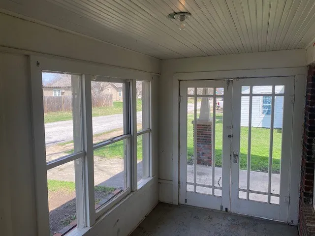 Single Family Residence For Sale in Brown County , 708 Prater Street, Brownwood, Texas 76801, 2 Bedroom, 1 Bathroom, Garage spaces, 1,195 Sqft, built in 0, mls#21211005, Real Estate Agent in Brownwood, Homes For Sale in Brown county, Homes For Sale in Brownwood, Realtor in Brownwood Texas, Real Estate Brokerage Independent Realty Texas, Luminita Cordes Realtor