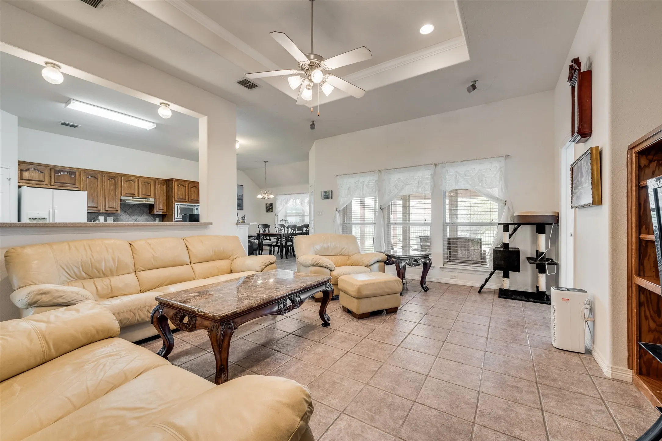 Single Family Residence For Sale in Tarrant County , 14001 Oak Bark Drive, Haslet, Texas 76052, 4 Bedrooms, 3 Bathrooms, 3 Garage spaces, 2,611 Sqft, built in 2004, Price $530,000, mls#21210995, Real Estate Agent in Haslet, Homes For Sale in Tarrant county, Homes For Sale in Haslet, Realtor in Haslet Texas, Real Estate Brokerage Independent Realty Texas, Luminita Cordes Realtor