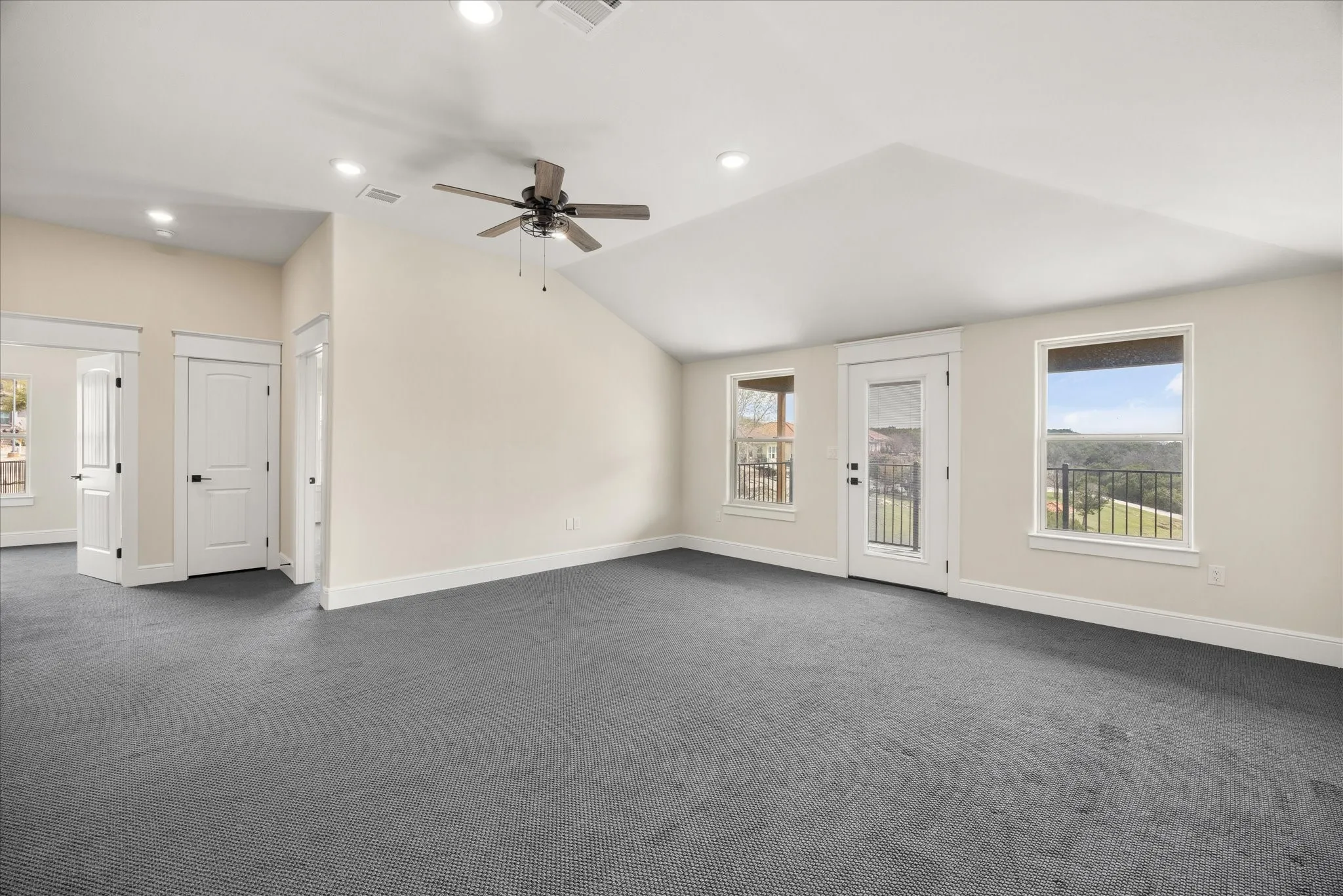 Single Family Residence For Sale in Somervell County , 178 Valley View Street, Glen Rose, Texas 76043, 5 Bedroom, 3 Bathroom, 2 Garage spaces, 2,580 Sqft, built in 2021, New Construction - Incomplete, mls#21211039, Real Estate Agent in Glen Rose, Homes For Sale in Somervell county, Homes For Sale in Glen Rose, Realtor in Glen Rose Texas, Real Estate Brokerage Independent Realty Texas, Luminita Cordes Realtor