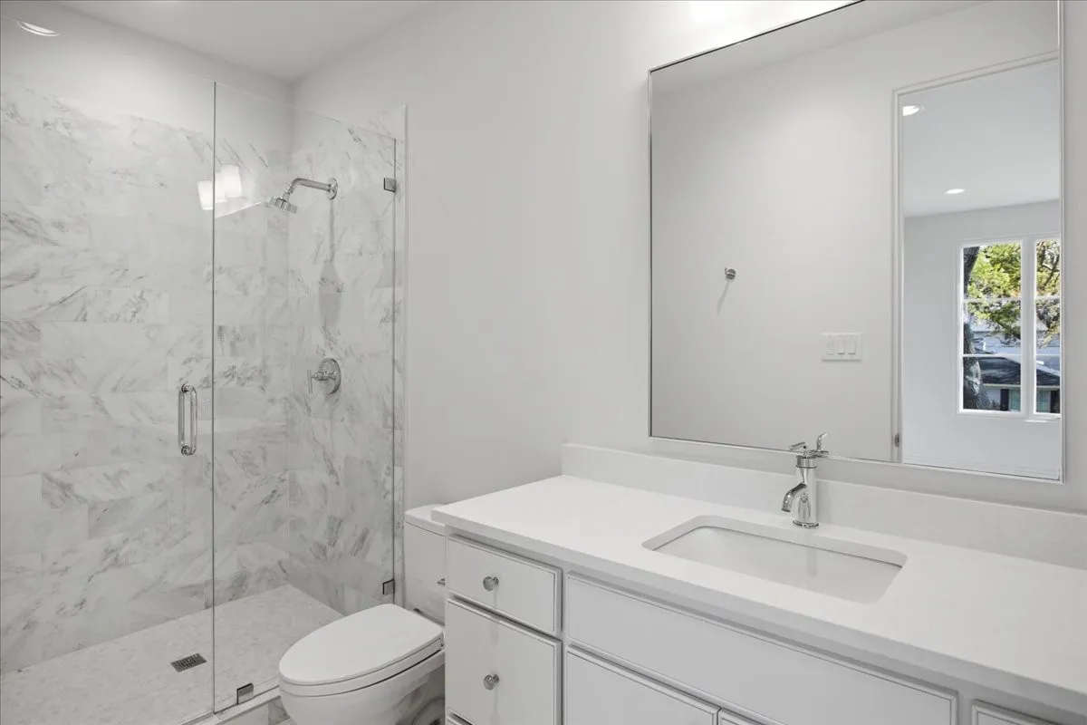 Single Family Residence For Sale in Dallas County , 6804 Santa Maria Lane, Dallas, Texas 75214, 5 Bedroom, 6 Bathroom, 2 Garage spaces, 5,077 Sqft, built in 2025, New Construction - Complete, mls#21187064, Real Estate Agent in Dallas, Homes For Sale in Dallas county, Homes For Sale in Dallas, Realtor in Dallas Texas, Real Estate Brokerage Independent Realty Texas, Luminita Cordes Realtor