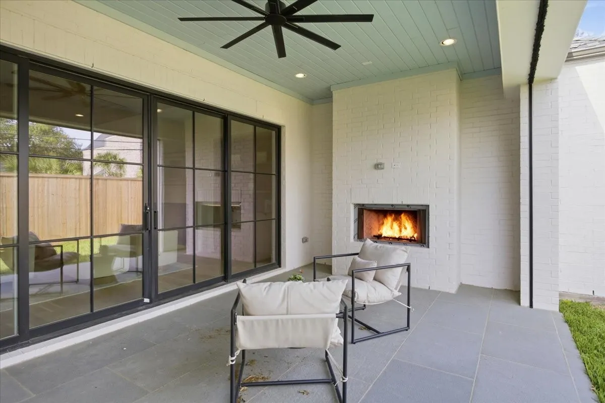 Single Family Residence For Sale in Dallas County , 6804 Santa Maria Lane, Dallas, Texas 75214, 5 Bedroom, 6 Bathroom, 2 Garage spaces, 5,077 Sqft, built in 2025, New Construction - Complete, mls#21187064, Real Estate Agent in Dallas, Homes For Sale in Dallas county, Homes For Sale in Dallas, Realtor in Dallas Texas, Real Estate Brokerage Independent Realty Texas, Luminita Cordes Realtor