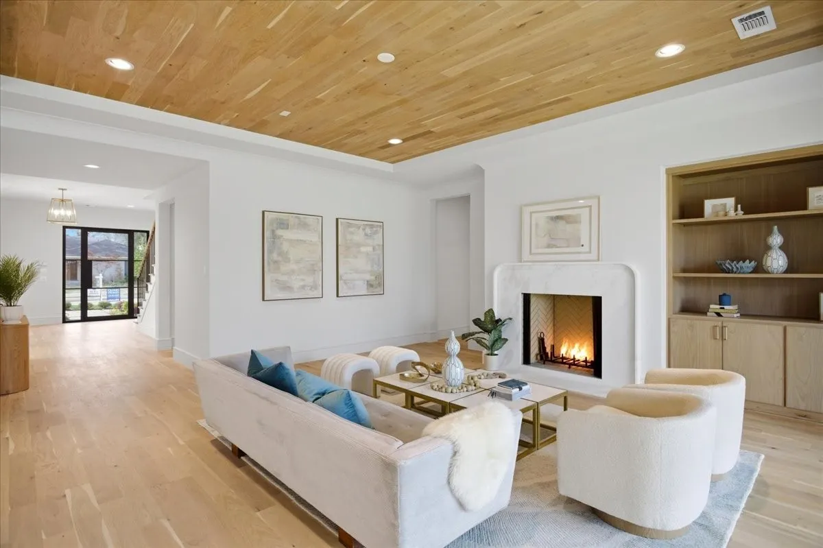 Single Family Residence For Sale in Dallas County , 6804 Santa Maria Lane, Dallas, Texas 75214, 5 Bedroom, 6 Bathroom, 2 Garage spaces, 5,077 Sqft, built in 2025, New Construction - Complete, mls#21187064, Real Estate Agent in Dallas, Homes For Sale in Dallas county, Homes For Sale in Dallas, Realtor in Dallas Texas, Real Estate Brokerage Independent Realty Texas, Luminita Cordes Realtor