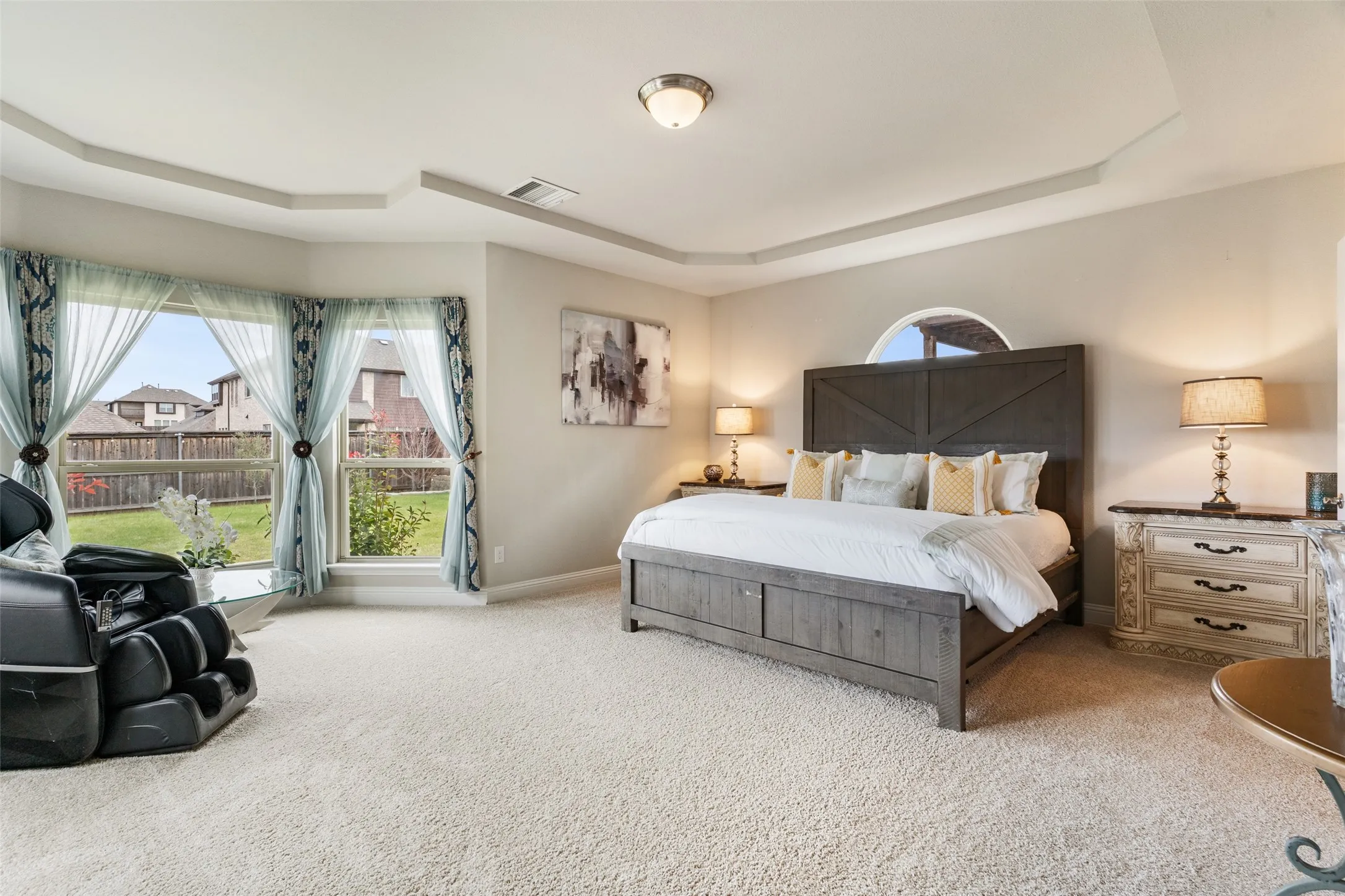 Single Family Residence For Sale in Collin County , 1305 Port Royale Place, Wylie, Texas 75098, 5 Bedroom, 4 Bathroom, 2 Garage spaces, 4,220 Sqft, built in 2018, Preowned, mls#21209452, Real Estate Agent in Wylie, Homes For Sale in Collin county, Homes For Sale in Wylie, Realtor in Wylie Texas, Real Estate Brokerage Independent Realty Texas, Luminita Cordes Realtor