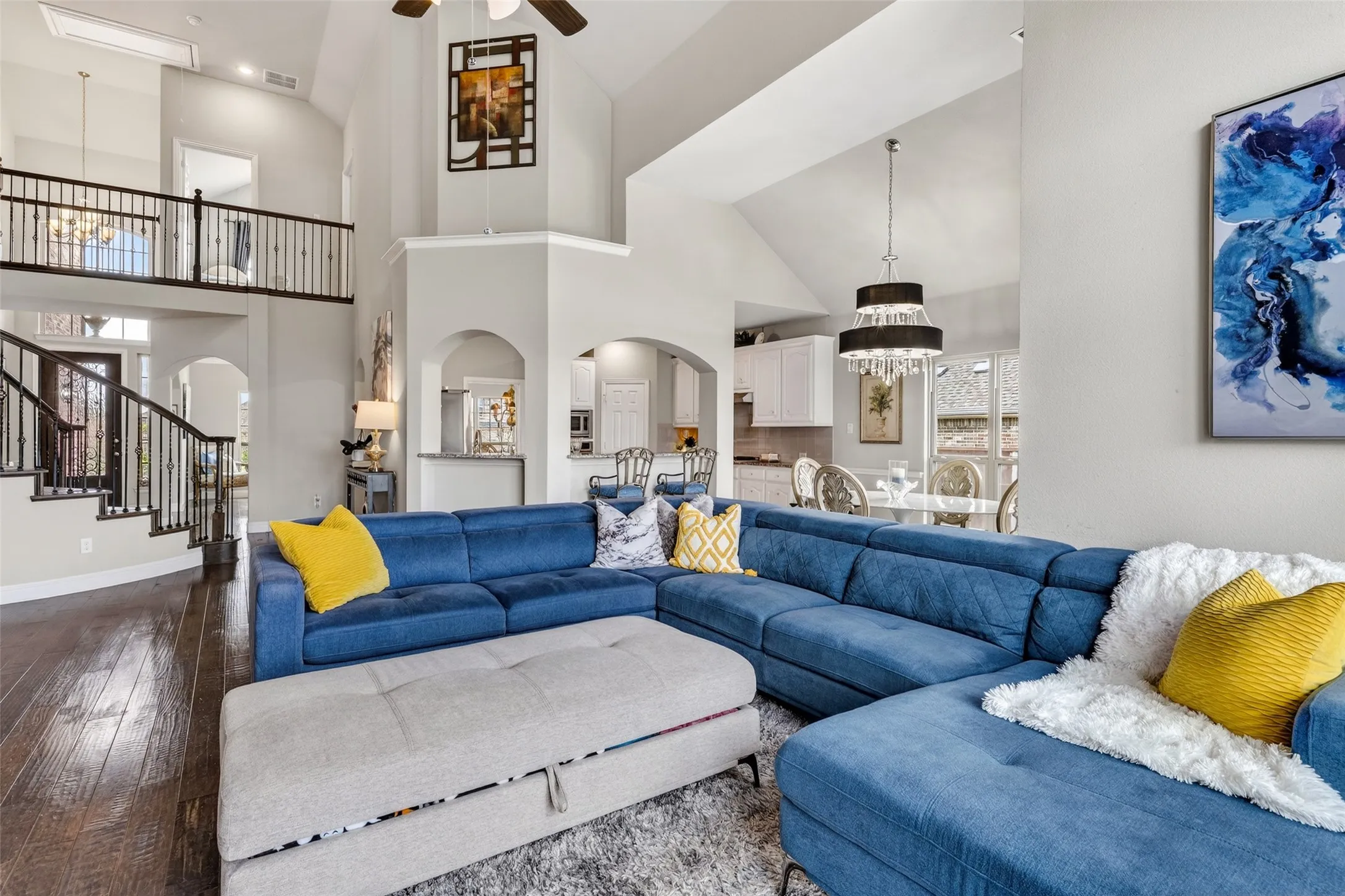 Single Family Residence For Sale in Collin County , 1305 Port Royale Place, Wylie, Texas 75098, 5 Bedroom, 4 Bathroom, 2 Garage spaces, 4,220 Sqft, built in 2018, Preowned, mls#21209452, Real Estate Agent in Wylie, Homes For Sale in Collin county, Homes For Sale in Wylie, Realtor in Wylie Texas, Real Estate Brokerage Independent Realty Texas, Luminita Cordes Realtor