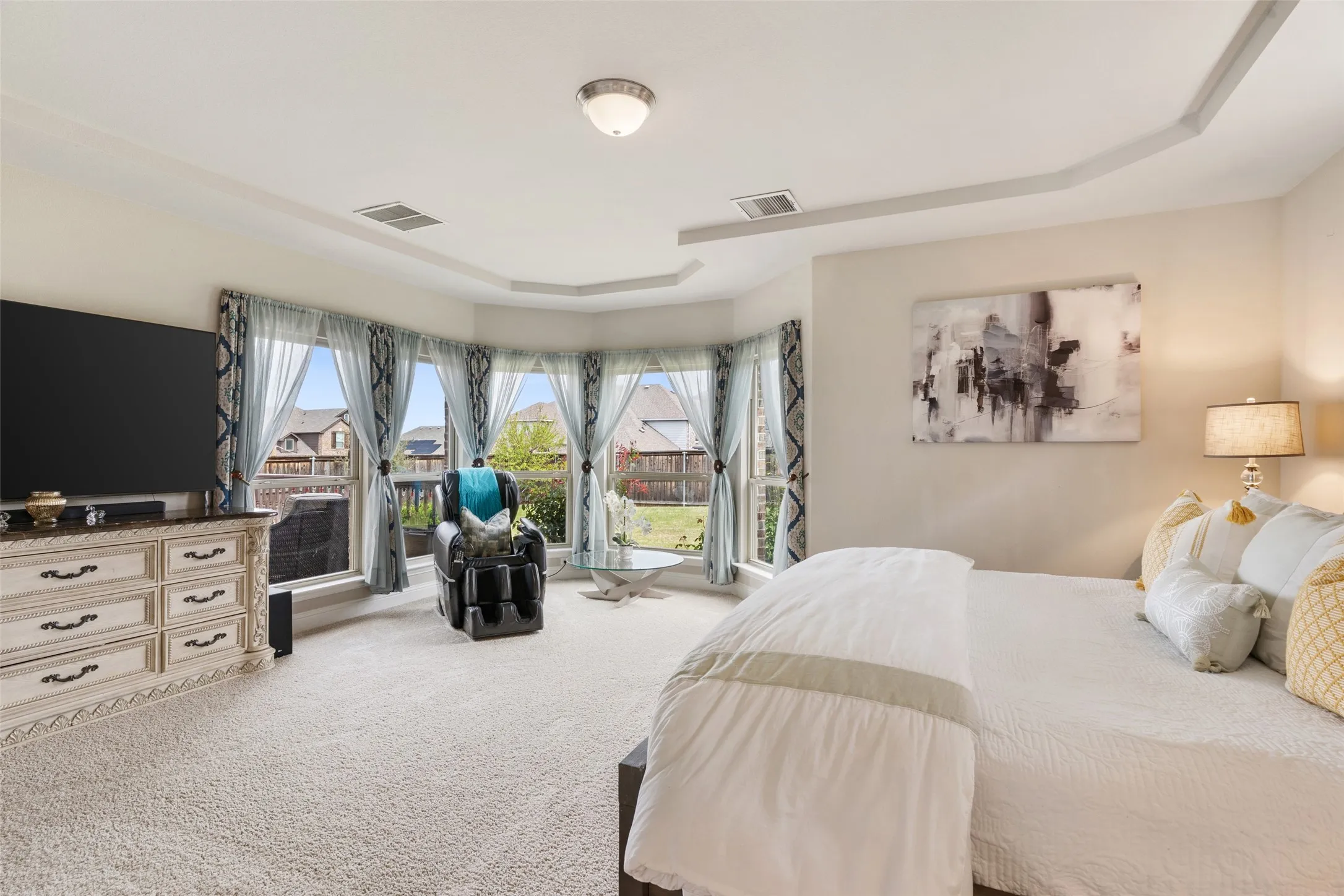 Single Family Residence For Sale in Collin County , 1305 Port Royale Place, Wylie, Texas 75098, 5 Bedroom, 4 Bathroom, 2 Garage spaces, 4,220 Sqft, built in 2018, Preowned, mls#21209452, Real Estate Agent in Wylie, Homes For Sale in Collin county, Homes For Sale in Wylie, Realtor in Wylie Texas, Real Estate Brokerage Independent Realty Texas, Luminita Cordes Realtor