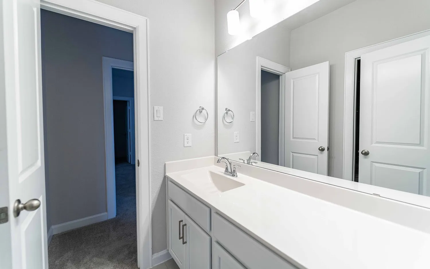 Single Family Residence For Sale in Rockwall County , 1902 Sicilia Court, Mclendon Chisholm, Texas 75032, 4 Bedroom, 5 Bathroom, 2 Garage spaces, 3,748 Sqft, built in 2023, New Construction - Complete, mls#21209476, Real Estate Agent in Mclendon Chisholm, Homes For Sale in Rockwall county, Homes For Sale in Mclendon Chisholm, Realtor in Mclendon Chisholm Texas, Real Estate Brokerage Independent Realty Texas, Luminita Cordes Realtor