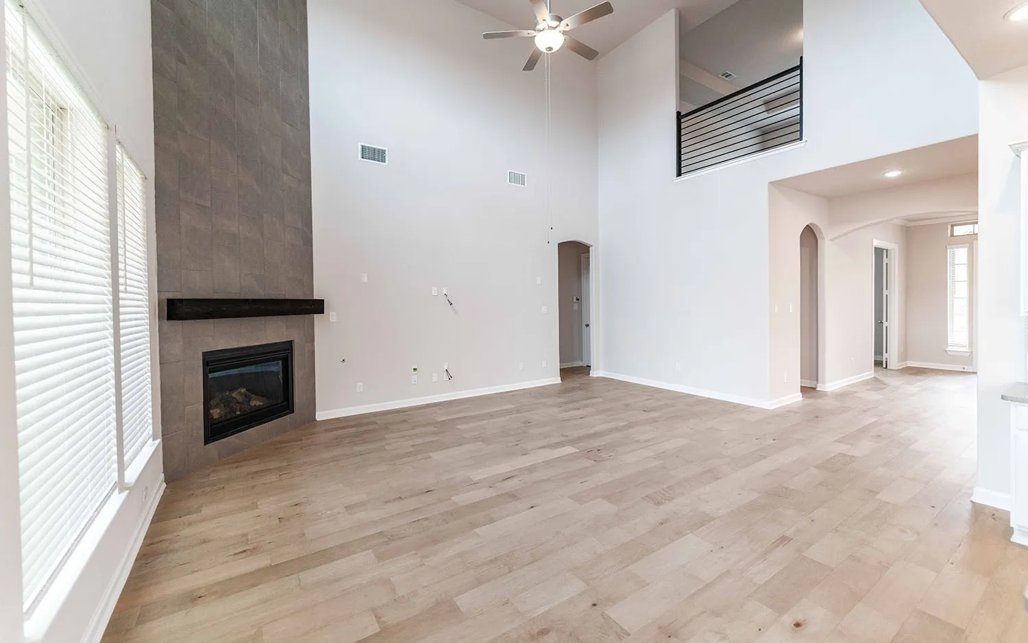 Single Family Residence For Sale in Rockwall County , 1902 Sicilia Court, Mclendon Chisholm, Texas 75032, 4 Bedroom, 5 Bathroom, 2 Garage spaces, 3,748 Sqft, built in 2023, New Construction - Complete, mls#21209476, Real Estate Agent in Mclendon Chisholm, Homes For Sale in Rockwall county, Homes For Sale in Mclendon Chisholm, Realtor in Mclendon Chisholm Texas, Real Estate Brokerage Independent Realty Texas, Luminita Cordes Realtor