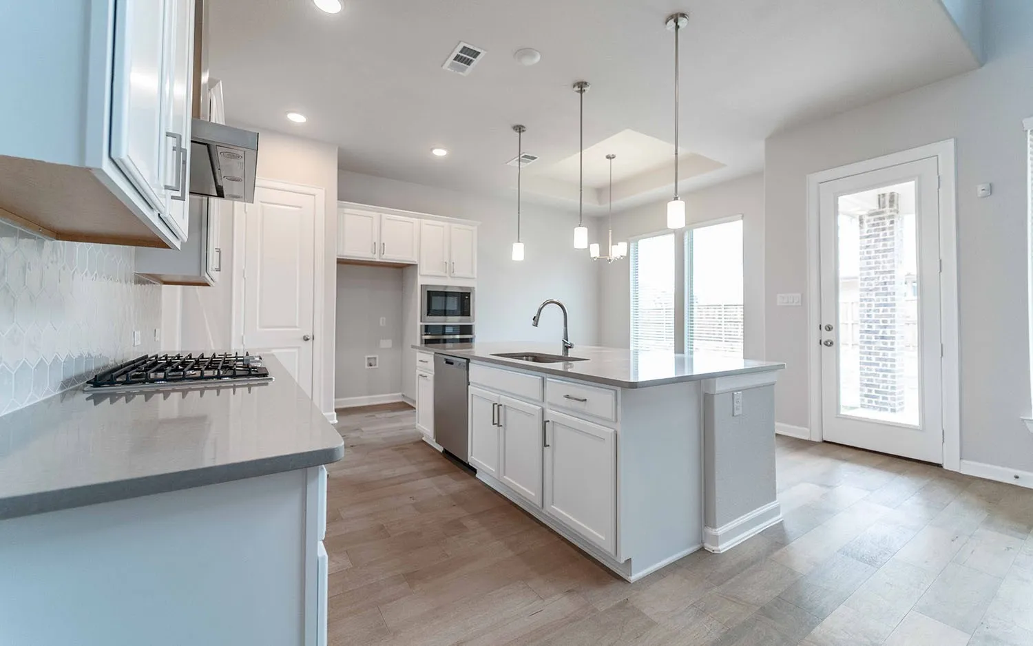 Single Family Residence For Sale in Rockwall County , 1902 Sicilia Court, Mclendon Chisholm, Texas 75032, 4 Bedroom, 5 Bathroom, 2 Garage spaces, 3,748 Sqft, built in 2023, New Construction - Complete, mls#21209476, Real Estate Agent in Mclendon Chisholm, Homes For Sale in Rockwall county, Homes For Sale in Mclendon Chisholm, Realtor in Mclendon Chisholm Texas, Real Estate Brokerage Independent Realty Texas, Luminita Cordes Realtor