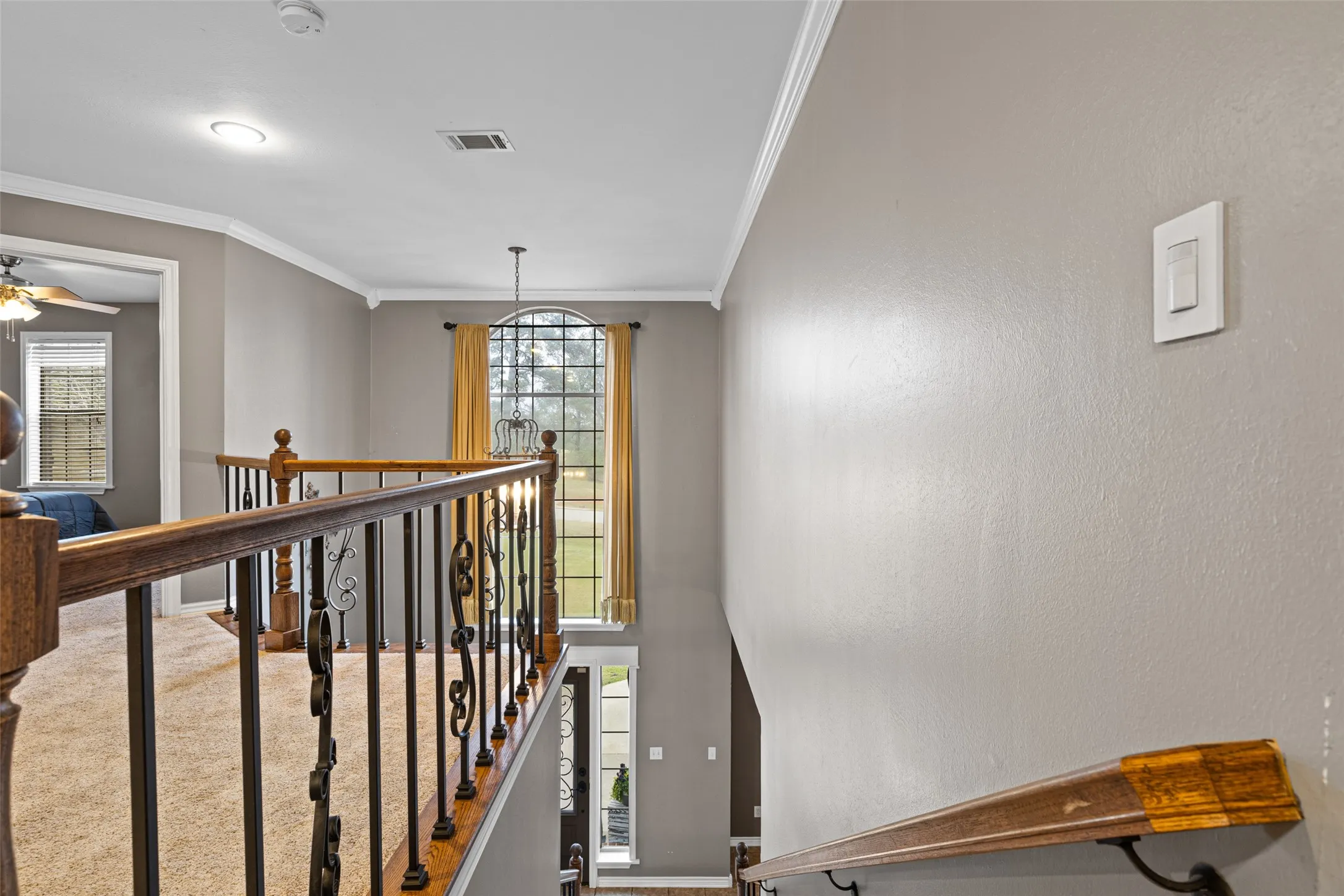 Single Family Residence For Sale in Harrison County , 210 Whistler, Hallsville, Texas 75650, 4 Bedroom, 4 Bathroom, 3 Garage spaces, 2,732 Sqft, built in 2004, mls#21211197, Real Estate Agent in Hallsville, Homes For Sale in Harrison county, Homes For Sale in Hallsville, Realtor in Hallsville Texas, Real Estate Brokerage Independent Realty Texas, Luminita Cordes Realtor