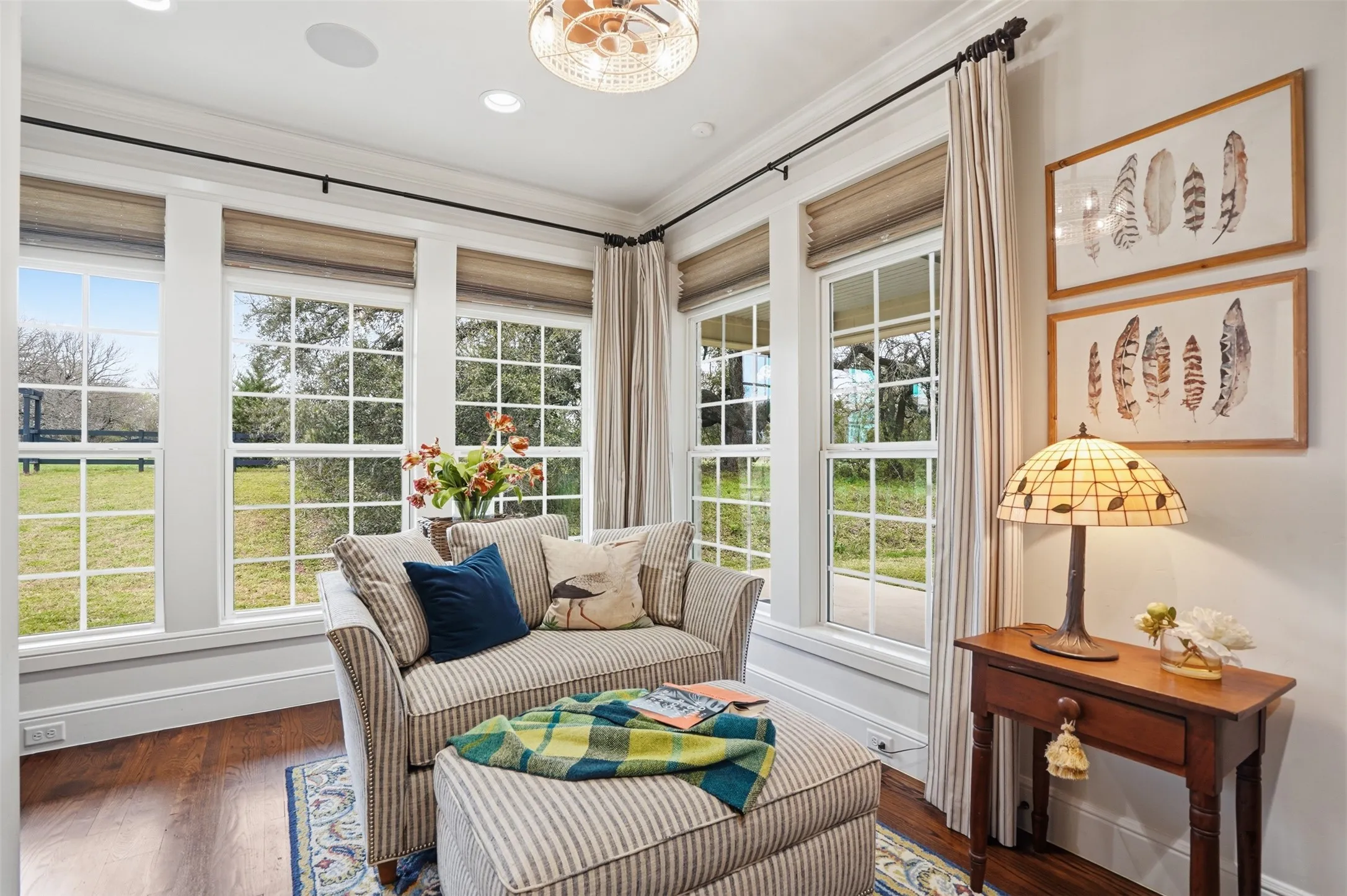 Single Family Residence For Sale in Hood County , 2151 Lipan Highway, Granbury, Texas 76048, 3 Bedroom, 4 Bathroom, 2 Garage spaces, 3,819 Sqft, built in 2016, Preowned, mls#21211156, Real Estate Agent in Granbury, Homes For Sale in Hood county, Homes For Sale in Granbury, Realtor in Granbury Texas, Real Estate Brokerage Independent Realty Texas, Luminita Cordes Realtor
