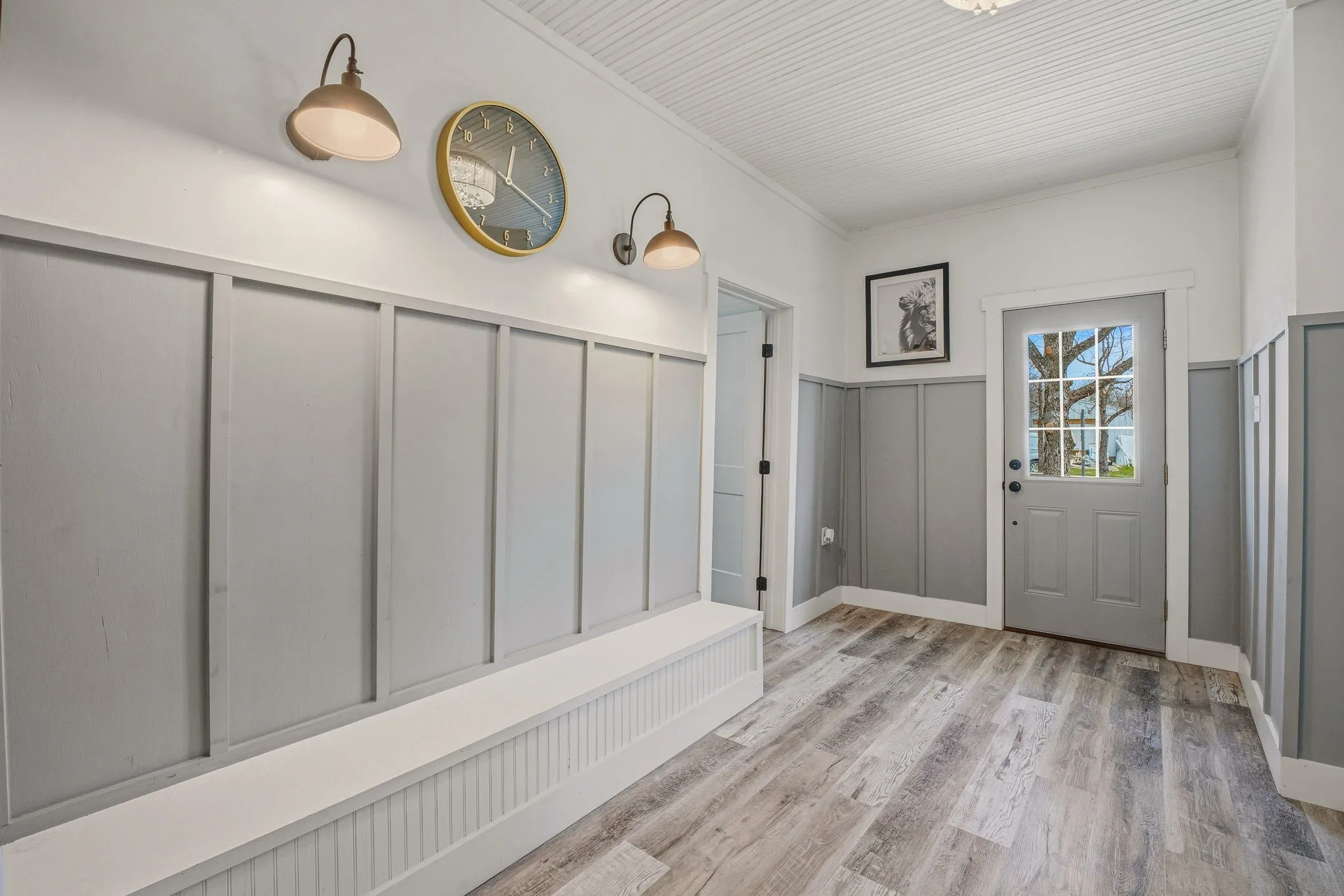 Single Family Residence For Sale in Hamilton County , 412 N Kirk Street, Hico, Texas 76457, 3 Bedrooms, 1 Bathroom, Garage spaces, 1,302 Sqft, built in 1940, Preowned, Price $255,000, mls#21211241, Real Estate Agent in Hico, Homes For Sale in Hamilton county, Homes For Sale in Hico, Realtor in Hico Texas, Real Estate Brokerage Independent Realty Texas, Luminita Cordes Realtor