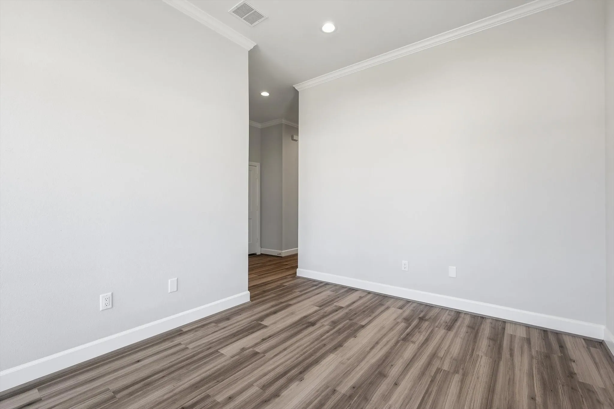 Office For Sale in Tarrant County , 3121 Bailey Drive 120, Fort Worth, Texas 76177, 0, 0, Garage spaces, 4,612 Sqft, built in 2025, New Construction - Complete, Price $405,000, mls#21207767, Real Estate Agent in Fort Worth, Homes For Sale in Tarrant county, Homes For Sale in Fort Worth, Realtor in Fort Worth Texas, Real Estate Brokerage Independent Realty Texas, Luminita Cordes Realtor