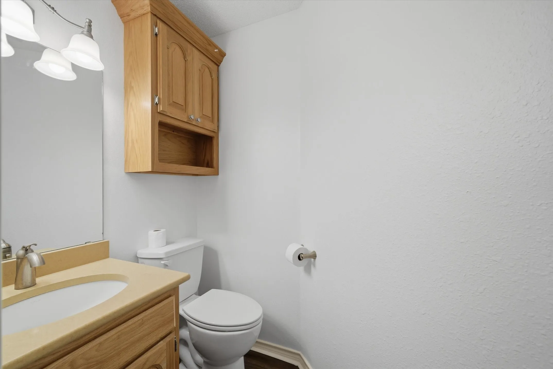 Single Family Residence For Sale in Van Zandt County , 2146 VZ County Road 2205, Canton, Texas 75103, 3 Bedroom, 3 Bathroom, 6 Garage spaces, 2,950 Sqft, built in 1998, Preowned, mls#21196797, Real Estate Agent in Canton, Homes For Sale in Van Zandt county, Homes For Sale in Canton, Realtor in Canton Texas, Real Estate Brokerage Independent Realty Texas, Luminita Cordes Realtor