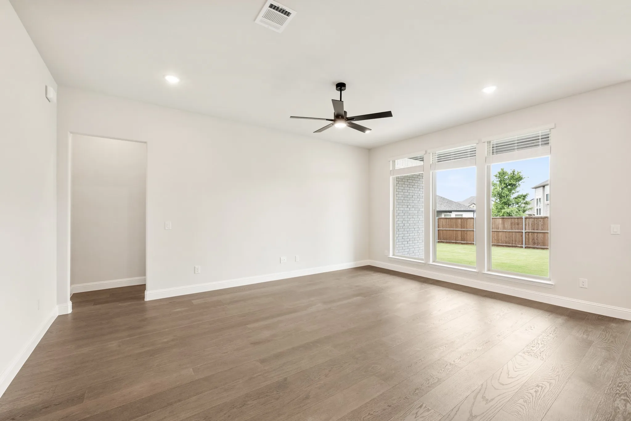 Single Family Residence For Sale in Collin County , 5617 Cypresswood Lane, Mc Kinney, Texas 75071, 4 Bedroom, 3 Bathroom, 2 Garage spaces, 2,098 Sqft, built in 2026, New Construction - Incomplete, mls#21210948, Real Estate Agent in Mc Kinney, Homes For Sale in Collin county, Homes For Sale in Mc Kinney, Realtor in Mc Kinney Texas, Real Estate Brokerage Independent Realty Texas, Luminita Cordes Realtor