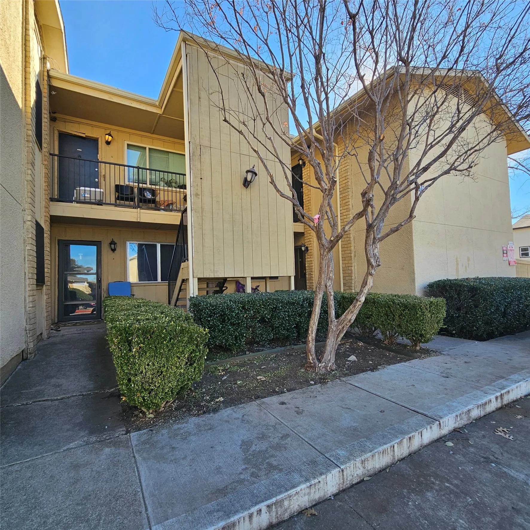 Condominium For Rent in Dallas County , 5919 Harvest Hill Road 2085, Dallas, Texas 75230, 1 Bedroom, 1 Bathroom, Garage spaces, 658 Sqft, built in 1970, Price $995, mls#21211485, Real Estate Agent in Dallas, Homes For Rent in Dallas county, Homes For Rent in Dallas, Realtor in Dallas Texas, Real Estate Brokerage Independent Realty Texas, Luminita Cordes Realtor