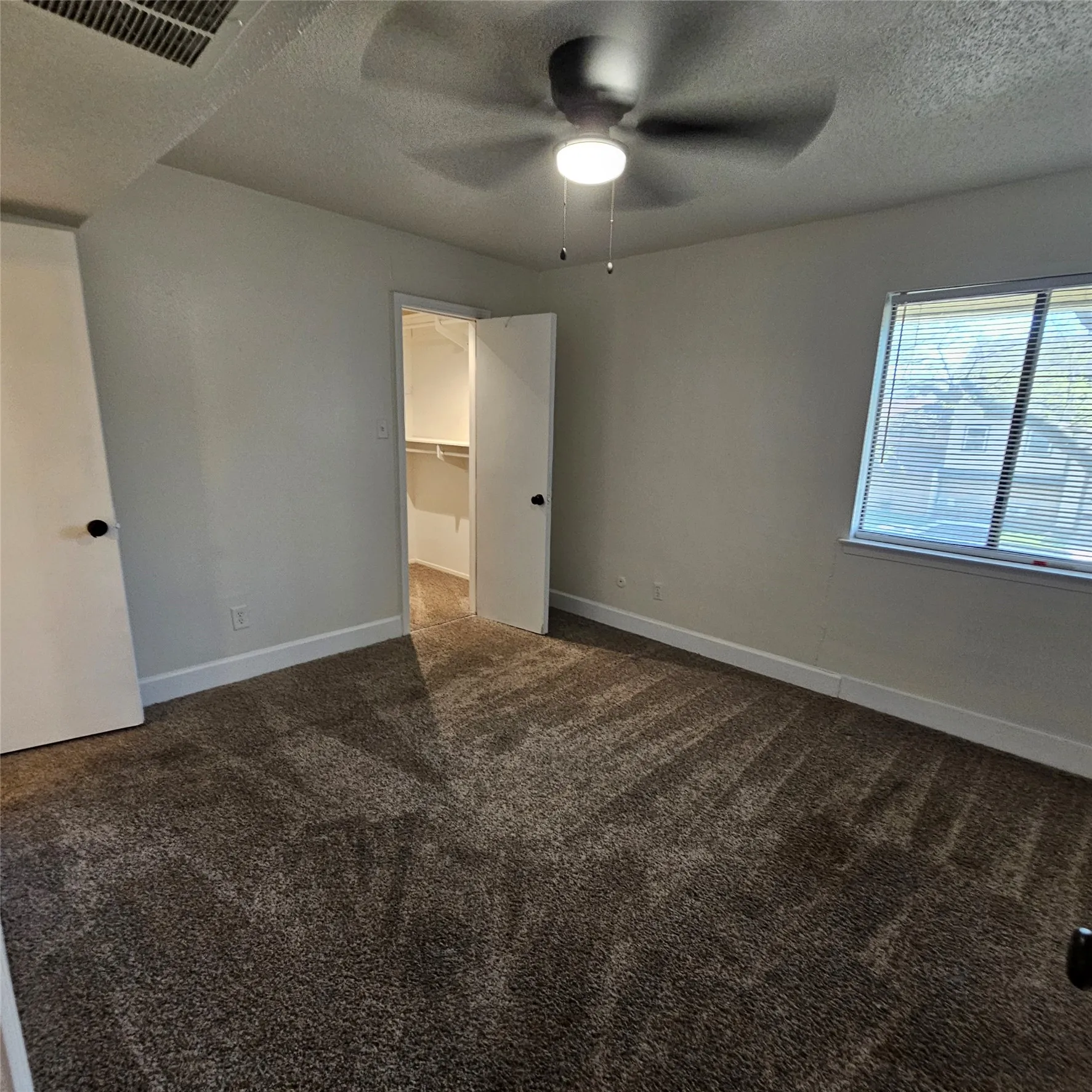 Condominium For Rent in Dallas County , 5919 Harvest Hill Road 2085, Dallas, Texas 75230, 1 Bedroom, 1 Bathroom, Garage spaces, 658 Sqft, built in 1970, Price $995, mls#21211485, Real Estate Agent in Dallas, Homes For Rent in Dallas county, Homes For Rent in Dallas, Realtor in Dallas Texas, Real Estate Brokerage Independent Realty Texas, Luminita Cordes Realtor