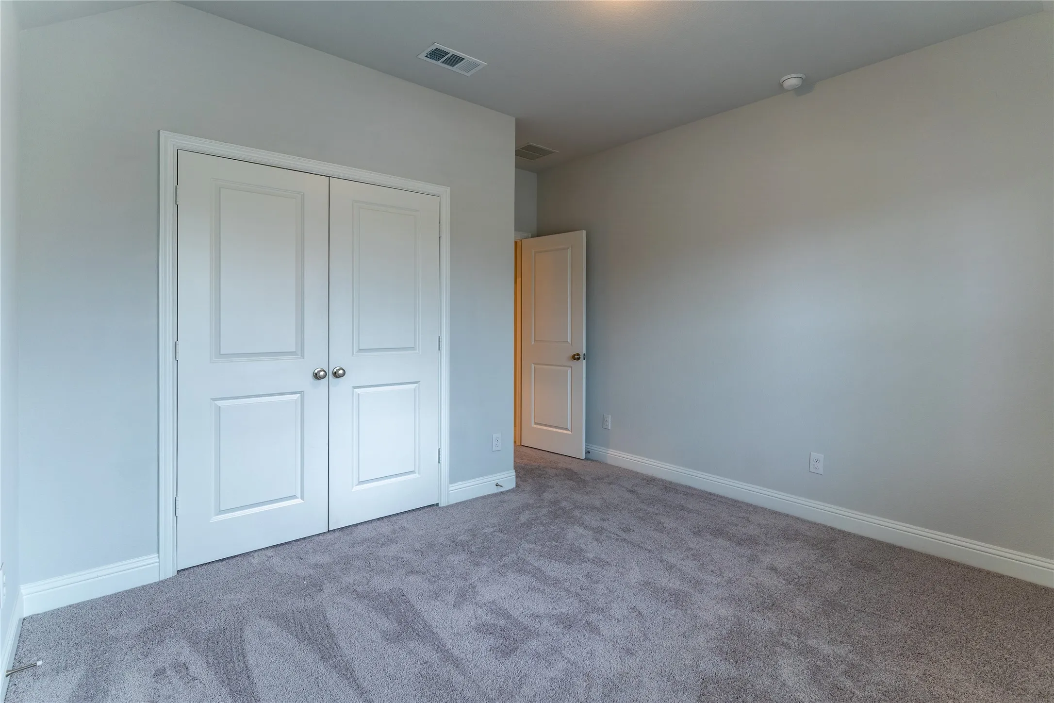 Single Family Residence For Sale in Collin County , 1314 Elizabeth Street, Anna, Texas 75409, 4 Bedroom, 2 Bathroom, 2 Garage spaces, 2,201 Sqft, built in 2021, Preowned, mls#21211492, Real Estate Agent in Anna, Homes For Sale in Collin county, Homes For Sale in Anna, Realtor in Anna Texas, Real Estate Brokerage Independent Realty Texas, Luminita Cordes Realtor