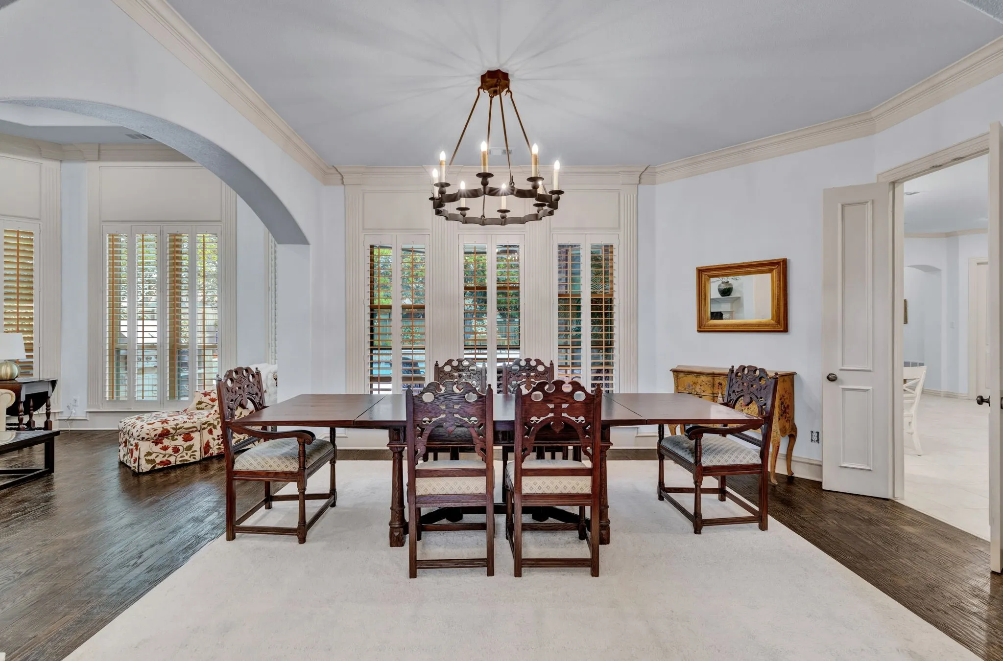 Single Family Residence For Sale in Tarrant County , 1351 Province Lane, Southlake, Texas 76092, 5 Bedroom, 5 Bathroom, 3 Garage spaces, 4,785 Sqft, built in 2001, mls#21210974, Real Estate Agent in Southlake, Homes For Sale in Tarrant county, Homes For Sale in Southlake, Realtor in Southlake Texas, Real Estate Brokerage Independent Realty Texas, Luminita Cordes Realtor