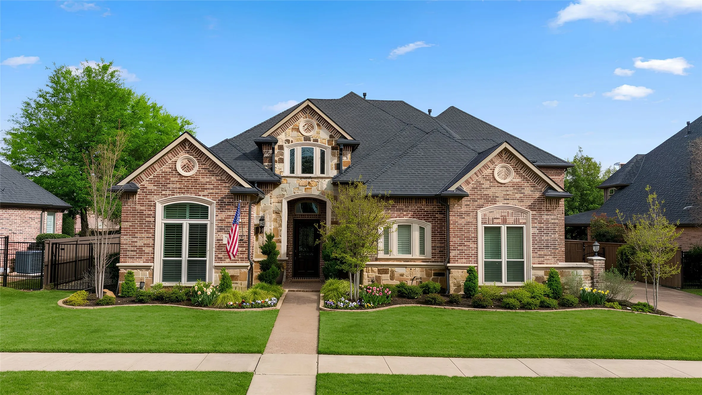 Single Family Residence For Sale in Tarrant County , 1351 Province Lane, Southlake, Texas 76092, 5 Bedroom, 5 Bathroom, 3 Garage spaces, 4,785 Sqft, built in 2001, mls#21210974, Real Estate Agent in Southlake, Homes For Sale in Tarrant county, Homes For Sale in Southlake, Realtor in Southlake Texas, Real Estate Brokerage Independent Realty Texas, Luminita Cordes Realtor