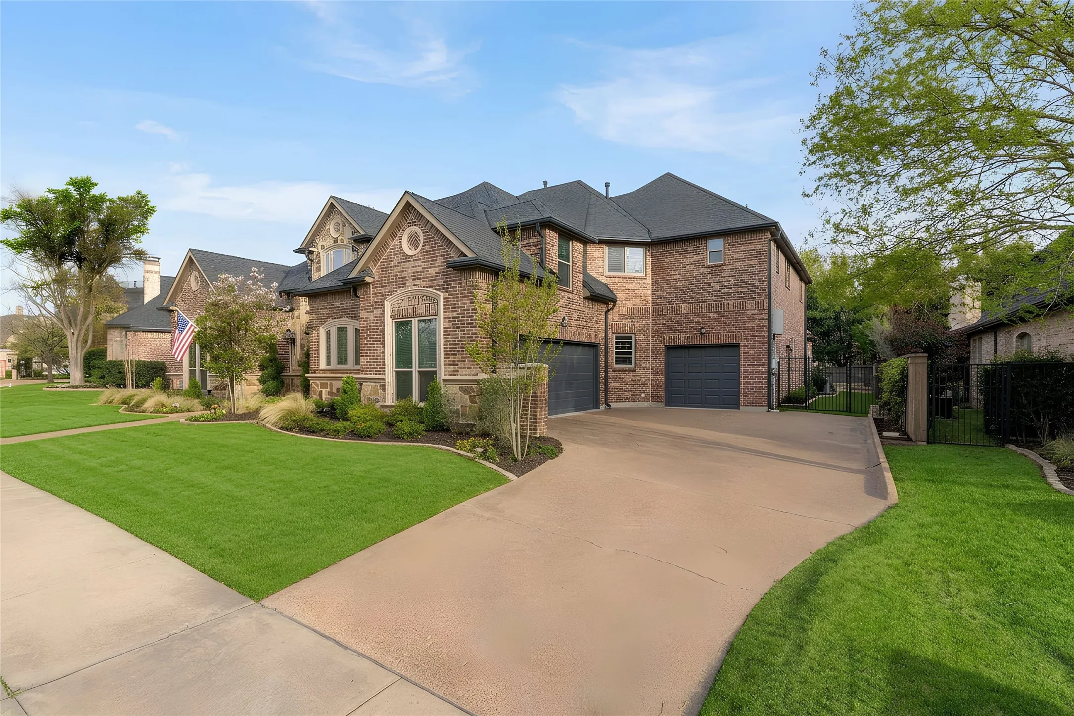 Single Family Residence For Sale in Tarrant County , 1351 Province Lane, Southlake, Texas 76092, 5 Bedroom, 5 Bathroom, 3 Garage spaces, 4,785 Sqft, built in 2001, mls#21210974, Real Estate Agent in Southlake, Homes For Sale in Tarrant county, Homes For Sale in Southlake, Realtor in Southlake Texas, Real Estate Brokerage Independent Realty Texas, Luminita Cordes Realtor