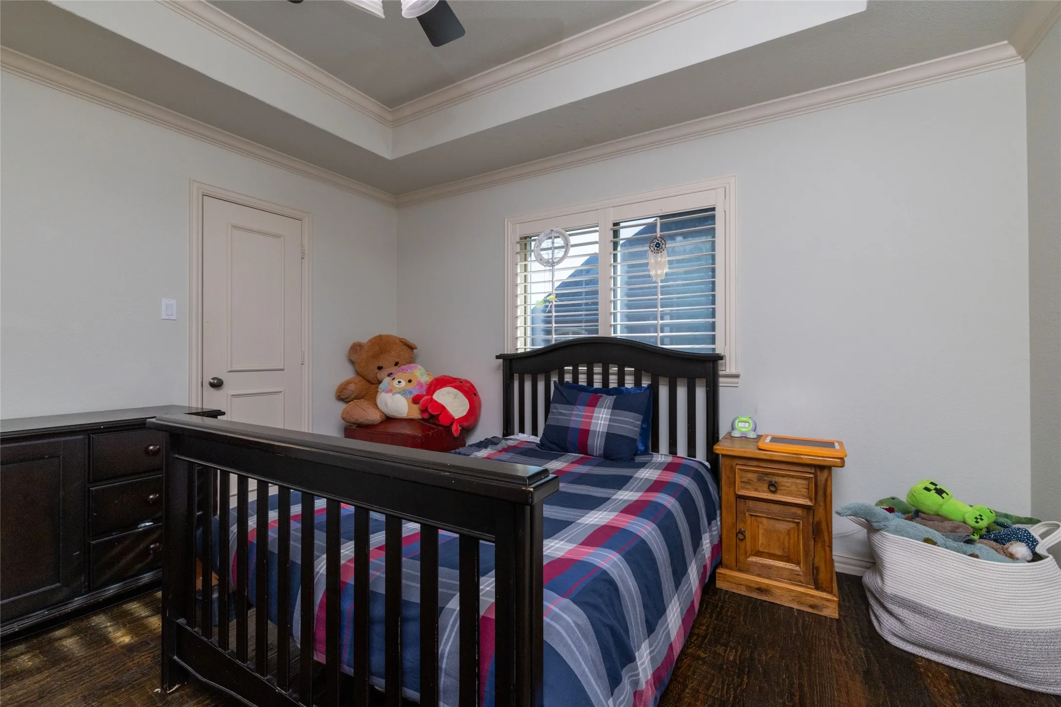 Single Family Residence For Sale in Tarrant County , 1351 Province Lane, Southlake, Texas 76092, 5 Bedroom, 5 Bathroom, 3 Garage spaces, 4,785 Sqft, built in 2001, mls#21210974, Real Estate Agent in Southlake, Homes For Sale in Tarrant county, Homes For Sale in Southlake, Realtor in Southlake Texas, Real Estate Brokerage Independent Realty Texas, Luminita Cordes Realtor