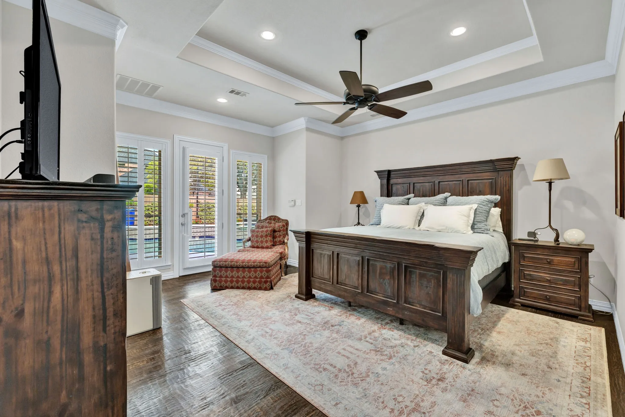 Single Family Residence For Sale in Tarrant County , 1351 Province Lane, Southlake, Texas 76092, 5 Bedroom, 5 Bathroom, 3 Garage spaces, 4,785 Sqft, built in 2001, mls#21210974, Real Estate Agent in Southlake, Homes For Sale in Tarrant county, Homes For Sale in Southlake, Realtor in Southlake Texas, Real Estate Brokerage Independent Realty Texas, Luminita Cordes Realtor