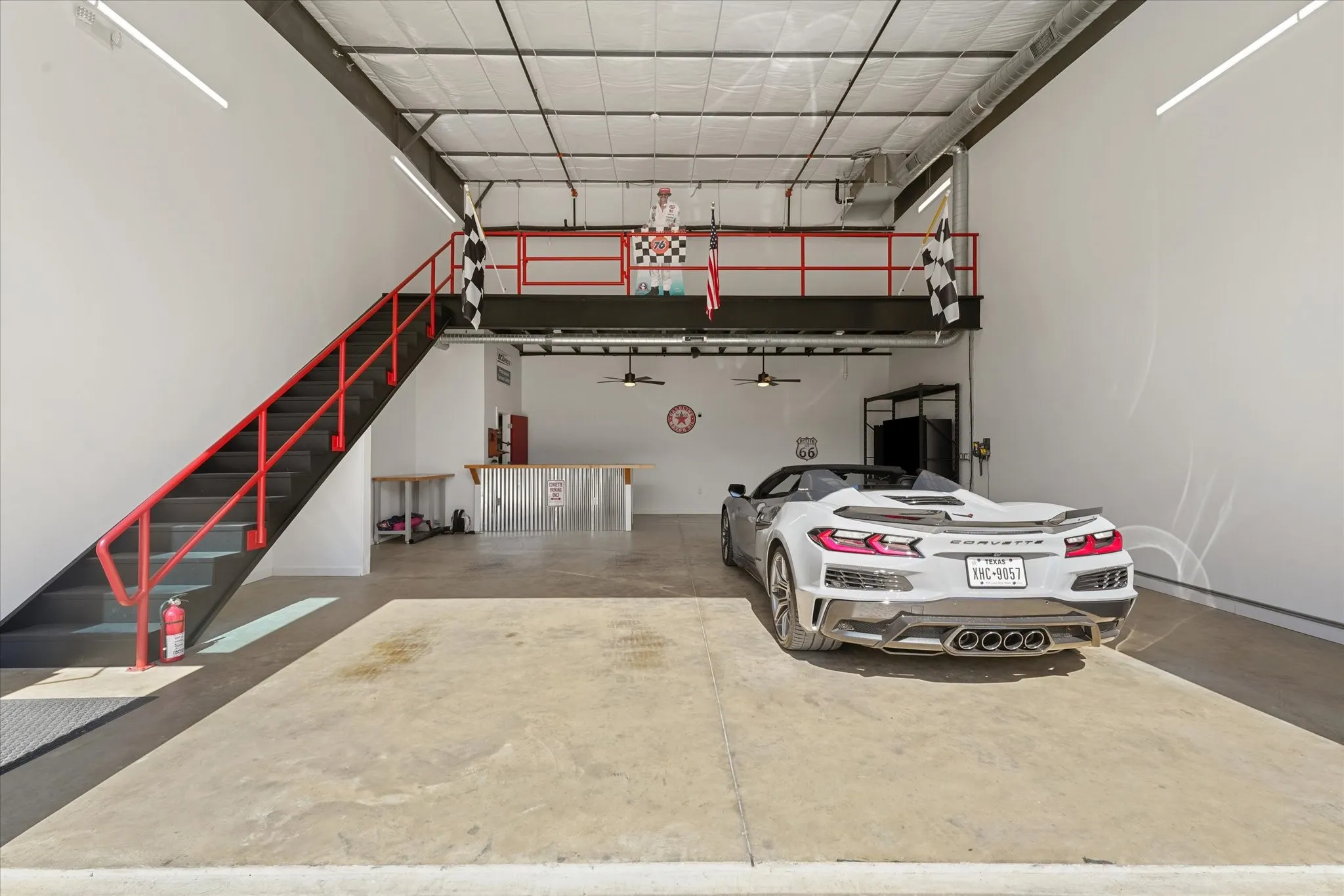 Warehouse For Sale in Denton County , 1725 N Highway 377 703, Roanoke, Texas 76262, 0, 0, Garage spaces, 0 Sqft, built in 2021, Preowned, mls#21211687, Real Estate Agent in Roanoke, Homes For Sale in Denton county, Homes For Sale in Roanoke, Realtor in Roanoke Texas, Real Estate Brokerage Independent Realty Texas, Luminita Cordes Realtor