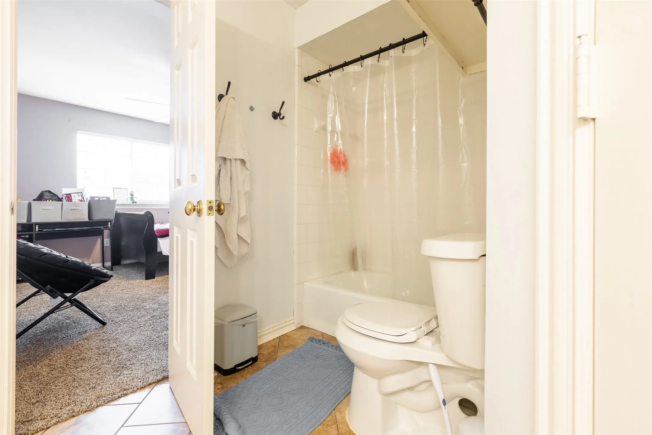 Single Family Residence For Sale in Dallas County , 910 Kings Court, Duncanville, Texas 75137, 4 Bedroom, 4 Bathroom, 3 Garage spaces, 3,359 Sqft, built in 1990, Preowned, mls#21208812, Real Estate Agent in Duncanville, Homes For Sale in Dallas county, Homes For Sale in Duncanville, Realtor in Duncanville Texas, Real Estate Brokerage Independent Realty Texas, Luminita Cordes Realtor