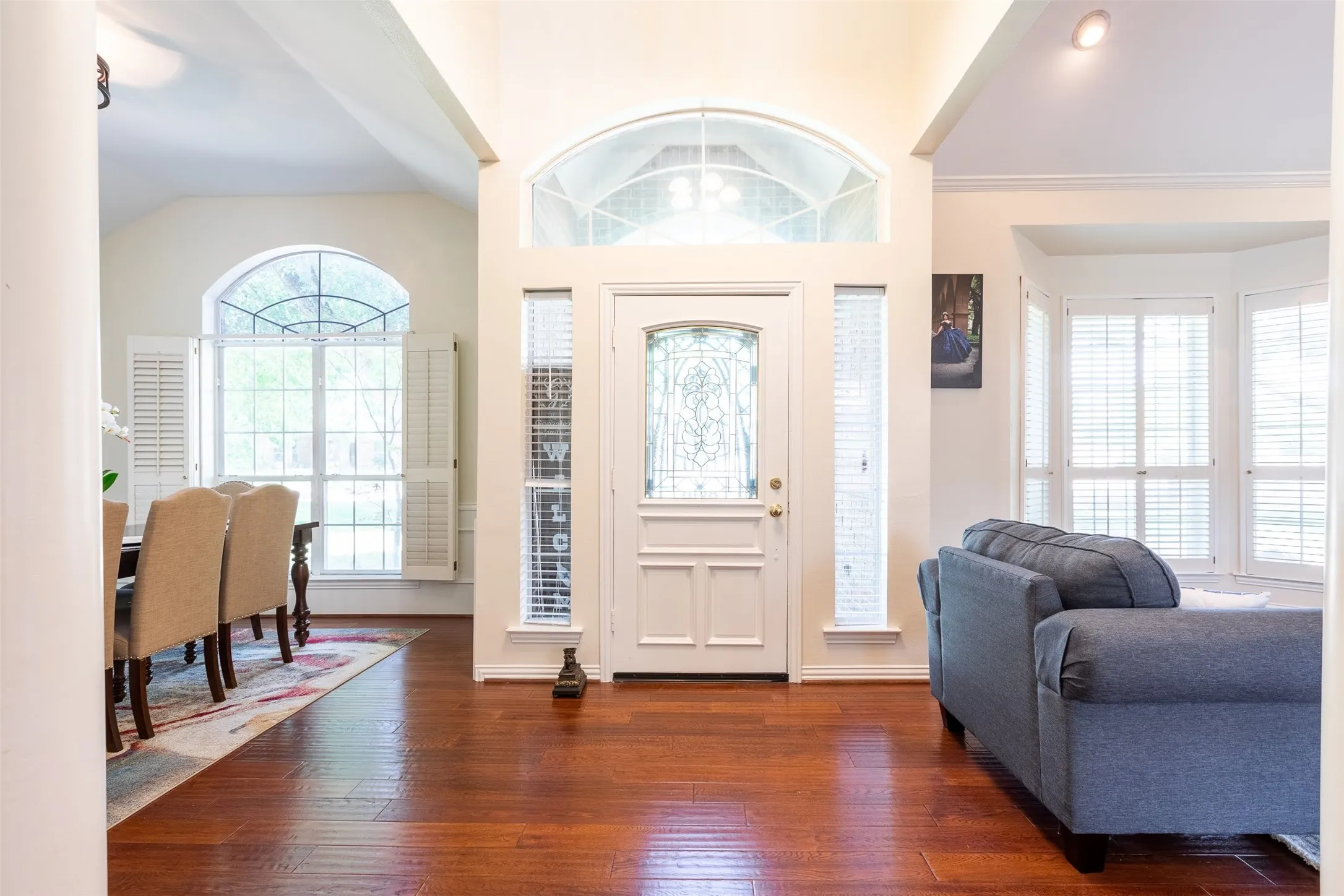 Single Family Residence For Sale in Dallas County , 910 Kings Court, Duncanville, Texas 75137, 4 Bedroom, 4 Bathroom, 3 Garage spaces, 3,359 Sqft, built in 1990, Preowned, mls#21208812, Real Estate Agent in Duncanville, Homes For Sale in Dallas county, Homes For Sale in Duncanville, Realtor in Duncanville Texas, Real Estate Brokerage Independent Realty Texas, Luminita Cordes Realtor