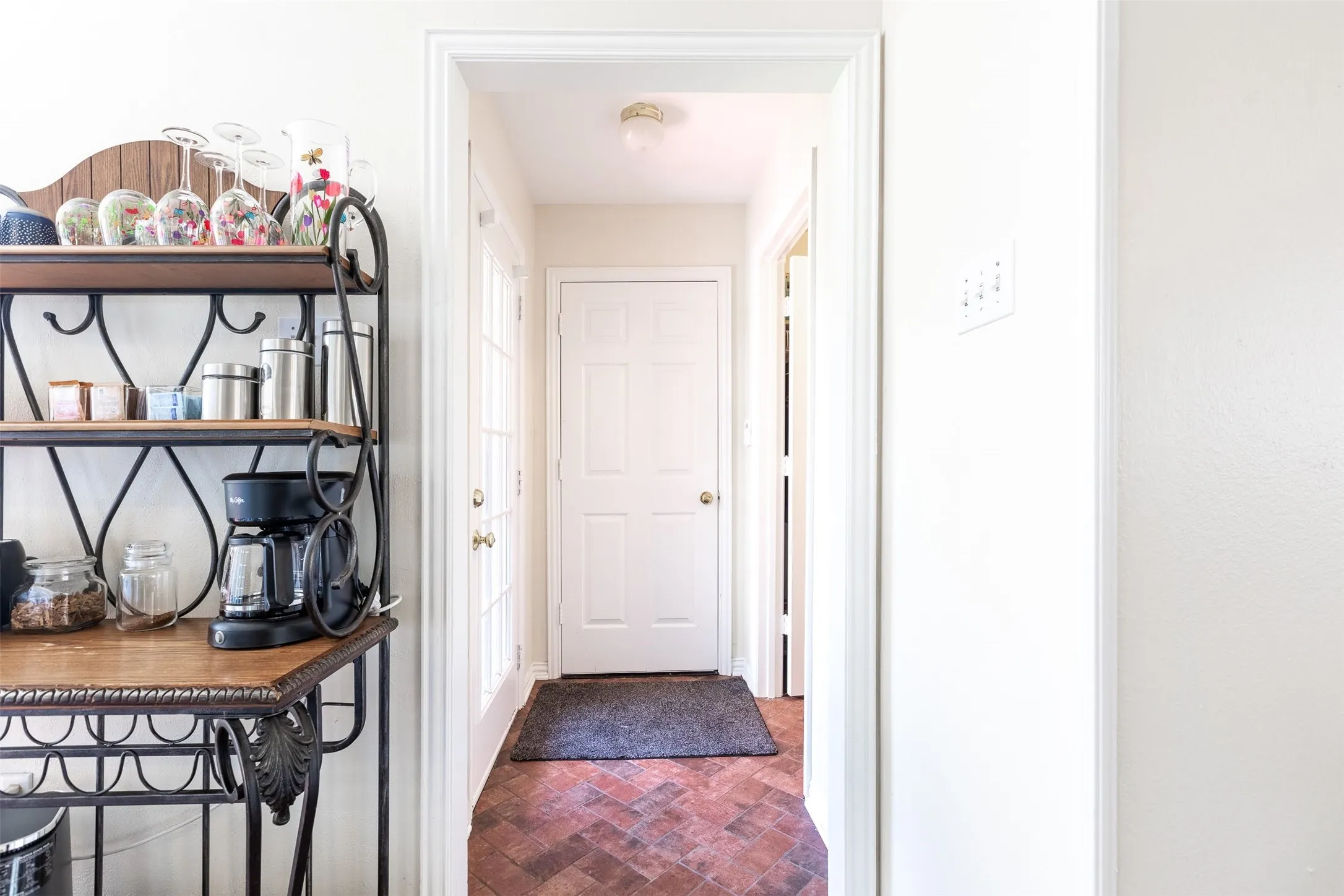 Single Family Residence For Sale in Dallas County , 910 Kings Court, Duncanville, Texas 75137, 4 Bedroom, 4 Bathroom, 3 Garage spaces, 3,359 Sqft, built in 1990, Preowned, mls#21208812, Real Estate Agent in Duncanville, Homes For Sale in Dallas county, Homes For Sale in Duncanville, Realtor in Duncanville Texas, Real Estate Brokerage Independent Realty Texas, Luminita Cordes Realtor