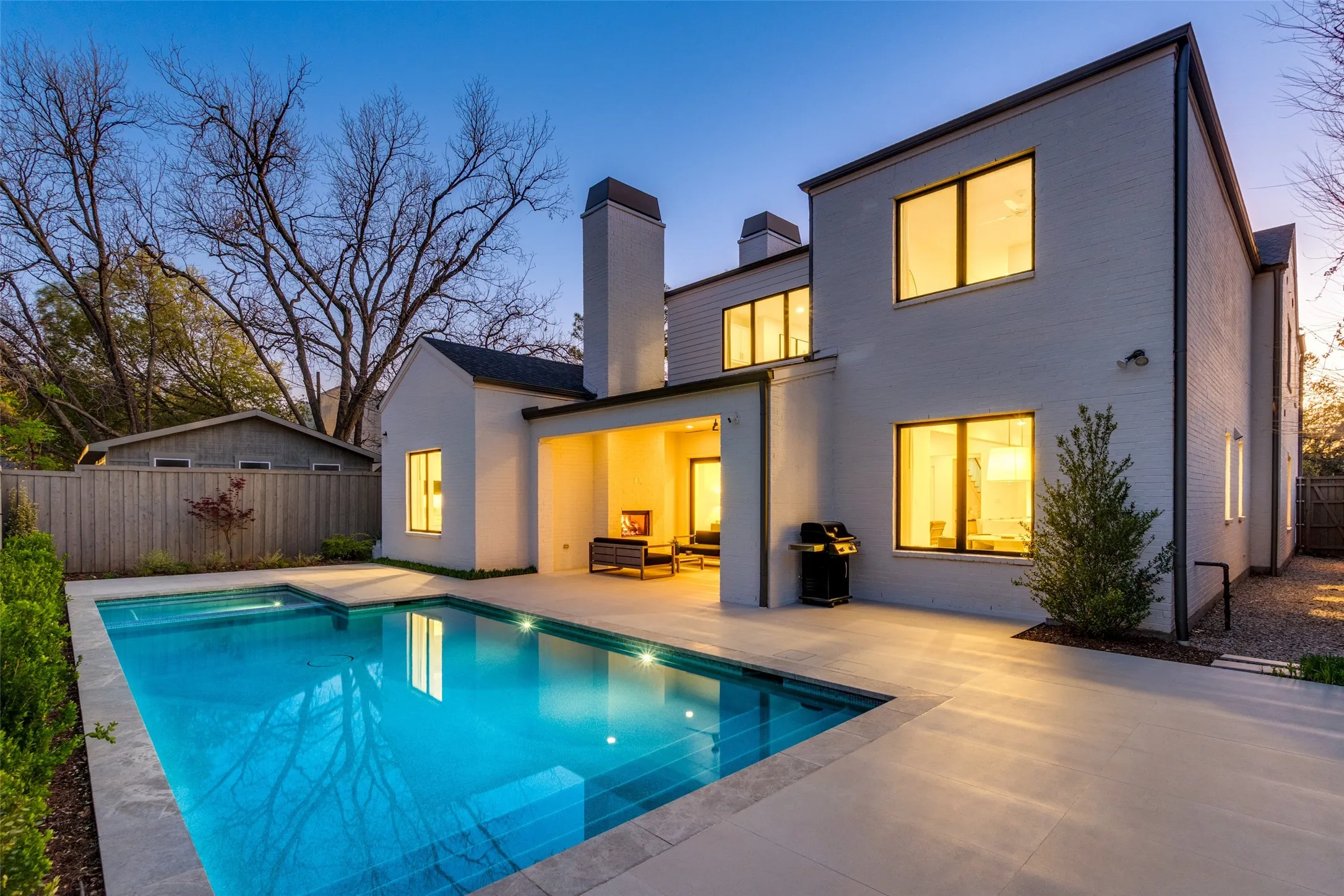 Single Family Residence For Sale in Dallas County , 9562 Lakemont Drive, Dallas, Texas 75220, 4 Bedroom, 4 Bathroom, 2 Garage spaces, 4,527 Sqft, built in 2020, Preowned, mls#21200675, Real Estate Agent in Dallas, Homes For Sale in Dallas county, Homes For Sale in Dallas, Realtor in Dallas Texas, Real Estate Brokerage Independent Realty Texas, Luminita Cordes Realtor