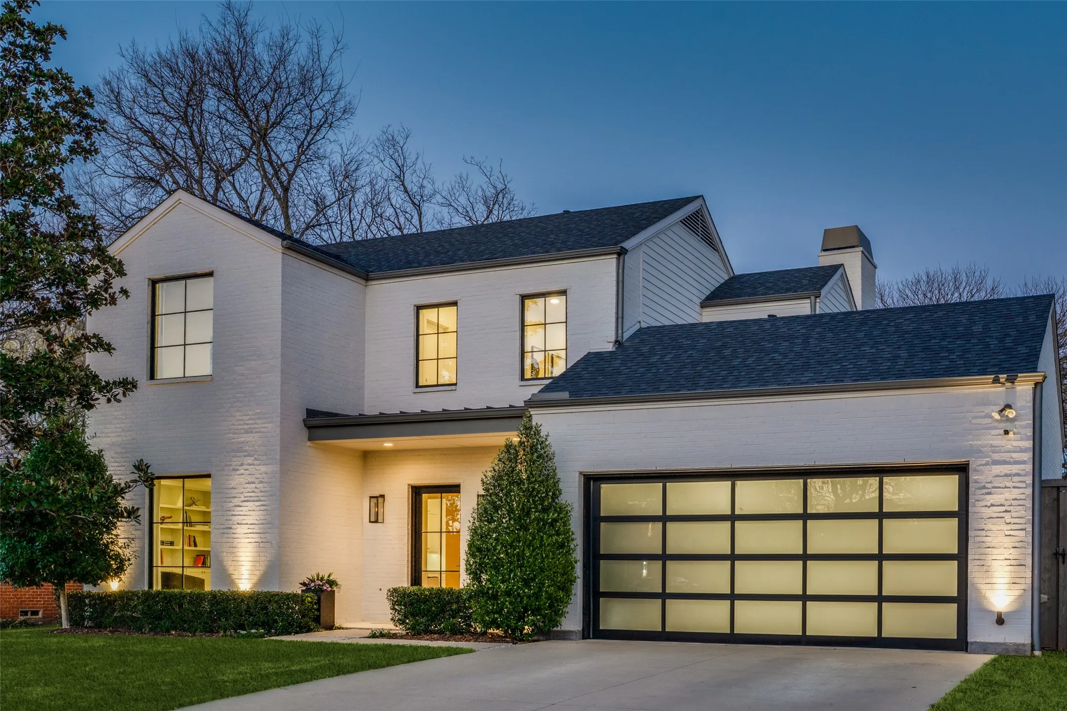 Single Family Residence For Sale in Dallas County , 9562 Lakemont Drive, Dallas, Texas 75220, 4 Bedroom, 4 Bathroom, 2 Garage spaces, 4,527 Sqft, built in 2020, Preowned, mls#21200675, Real Estate Agent in Dallas, Homes For Sale in Dallas county, Homes For Sale in Dallas, Realtor in Dallas Texas, Real Estate Brokerage Independent Realty Texas, Luminita Cordes Realtor