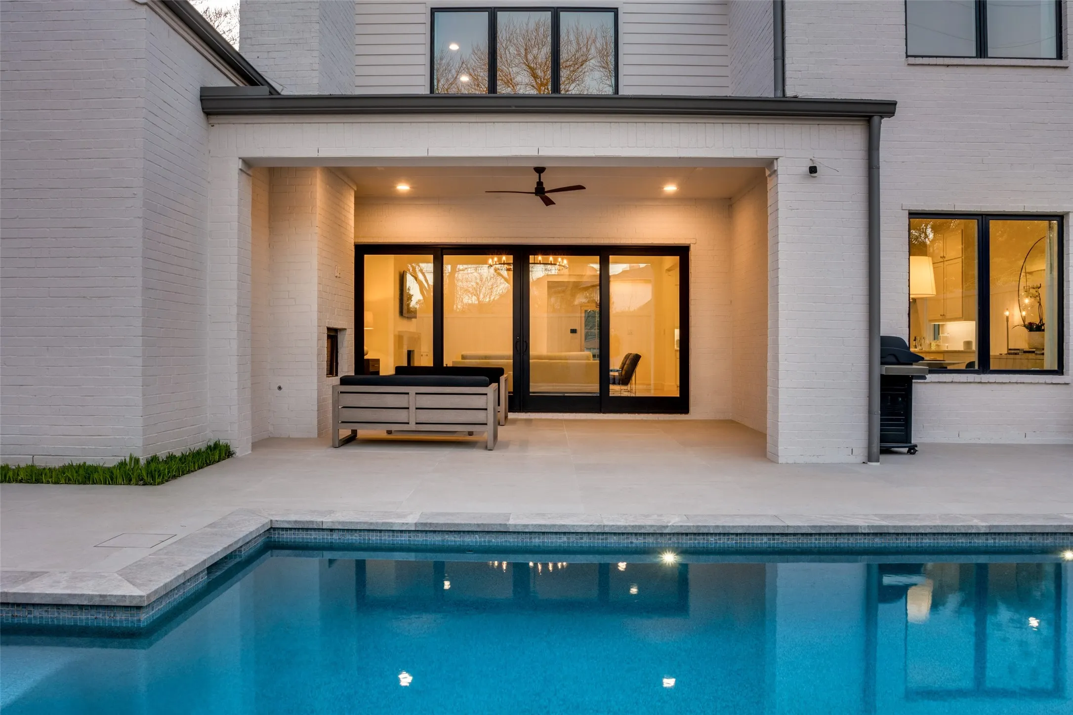 Single Family Residence For Sale in Dallas County , 9562 Lakemont Drive, Dallas, Texas 75220, 4 Bedroom, 4 Bathroom, 2 Garage spaces, 4,527 Sqft, built in 2020, Preowned, mls#21200675, Real Estate Agent in Dallas, Homes For Sale in Dallas county, Homes For Sale in Dallas, Realtor in Dallas Texas, Real Estate Brokerage Independent Realty Texas, Luminita Cordes Realtor