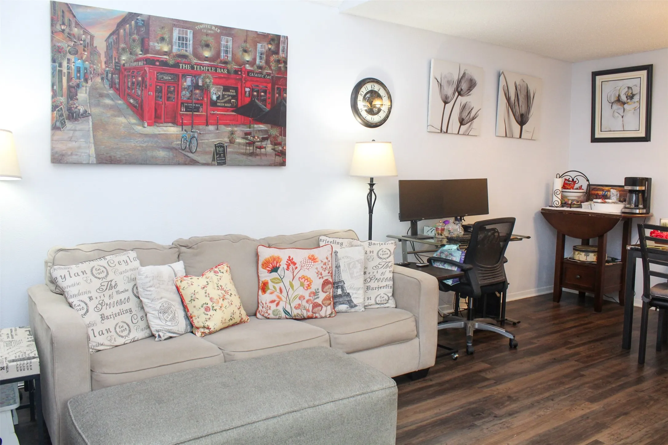 Condominium For Sale in Dallas County , 4649 Country Creek Drive 1109, Dallas, Texas 75236, 2 Bedrooms, 2 Bathrooms, Garage spaces, 1,046 Sqft, built in 1974, Preowned, Price $160,000, mls#21204593, Real Estate Agent in Dallas, Homes For Sale in Dallas county, Homes For Sale in Dallas, Realtor in Dallas Texas, Real Estate Brokerage Independent Realty Texas, Luminita Cordes Realtor