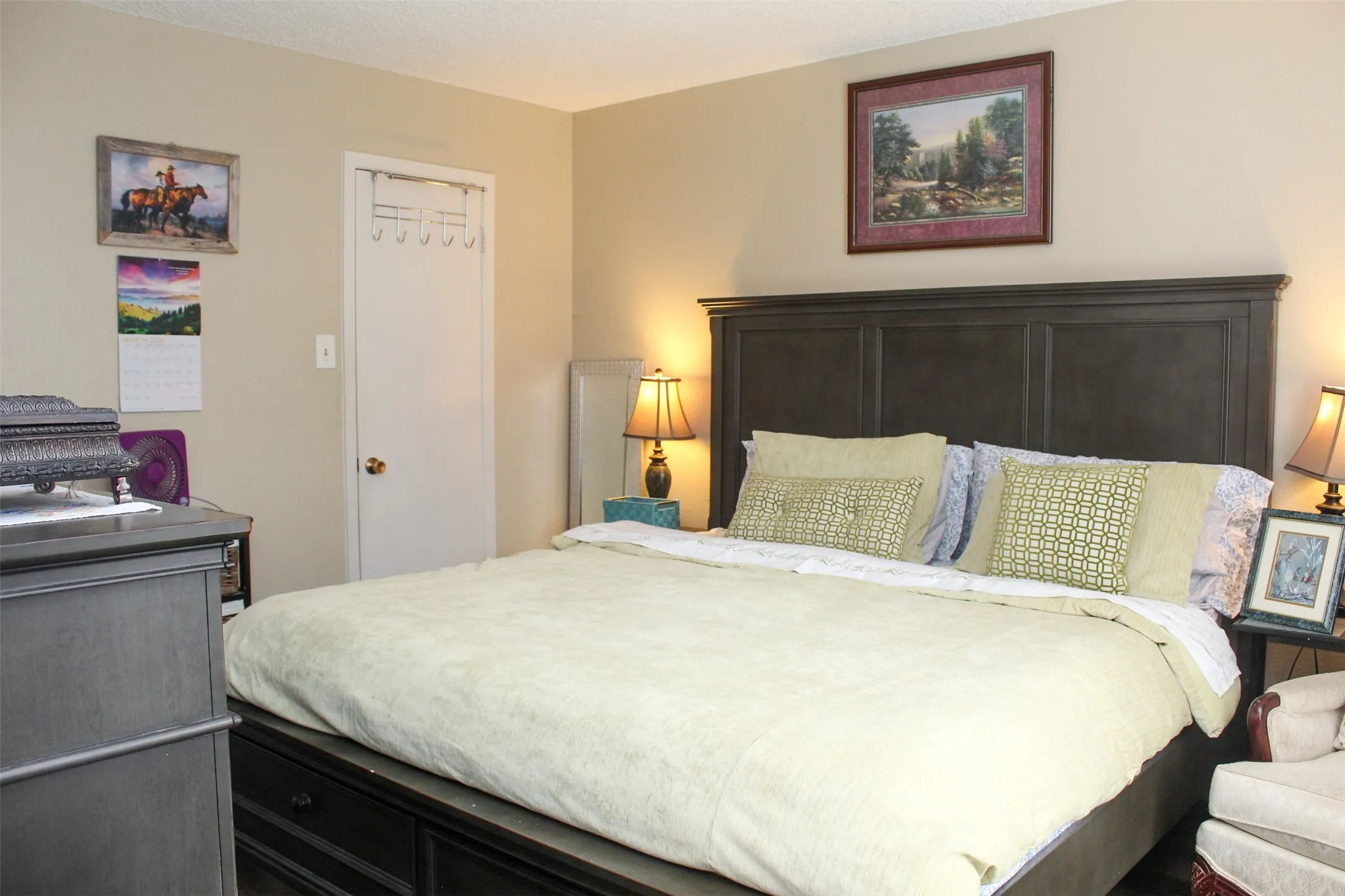 Condominium For Sale in Dallas County , 4649 Country Creek Drive 1109, Dallas, Texas 75236, 2 Bedrooms, 2 Bathrooms, Garage spaces, 1,046 Sqft, built in 1974, Preowned, Price $160,000, mls#21204593, Real Estate Agent in Dallas, Homes For Sale in Dallas county, Homes For Sale in Dallas, Realtor in Dallas Texas, Real Estate Brokerage Independent Realty Texas, Luminita Cordes Realtor