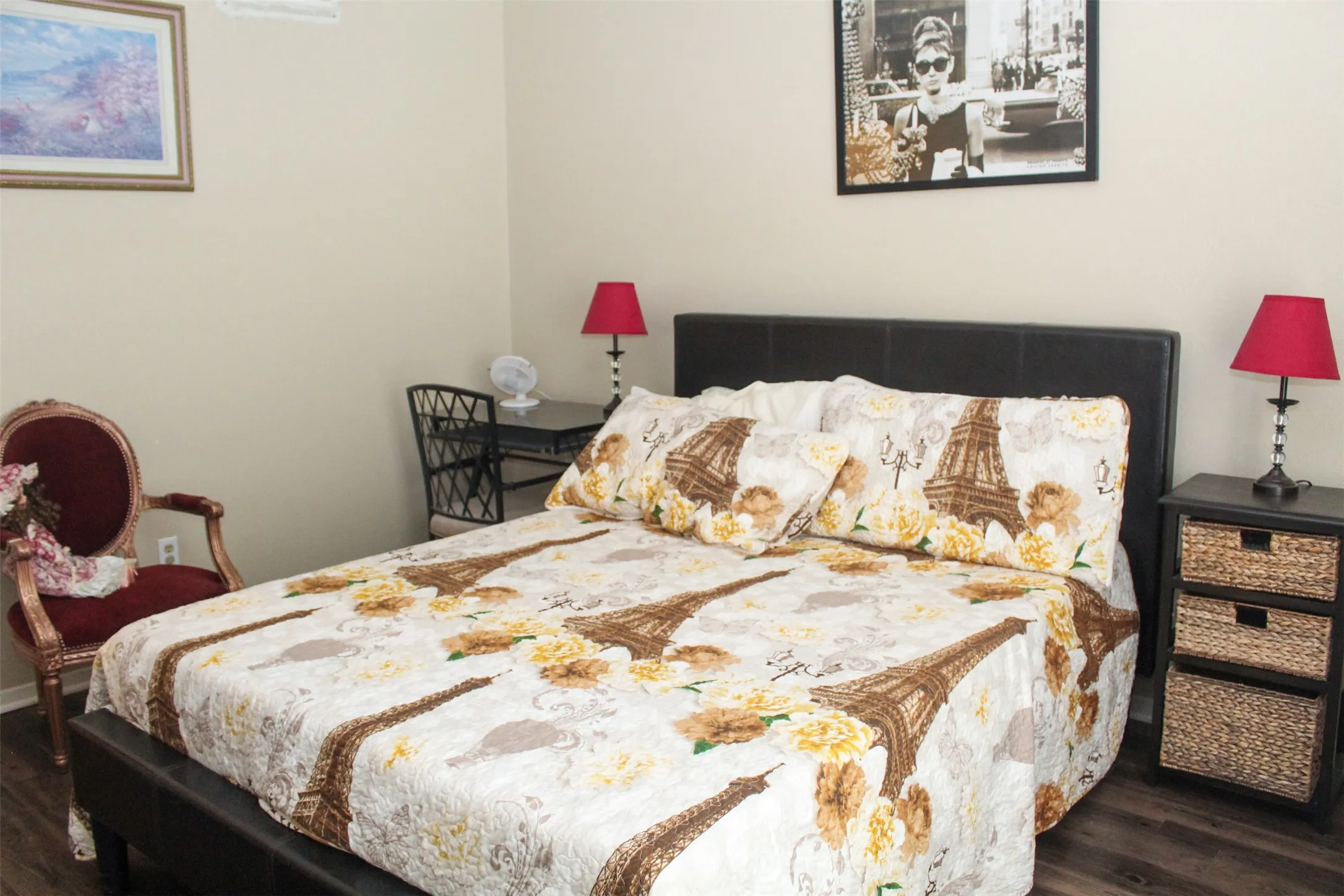 Condominium For Sale in Dallas County , 4649 Country Creek Drive 1109, Dallas, Texas 75236, 2 Bedrooms, 2 Bathrooms, Garage spaces, 1,046 Sqft, built in 1974, Preowned, Price $160,000, mls#21204593, Real Estate Agent in Dallas, Homes For Sale in Dallas county, Homes For Sale in Dallas, Realtor in Dallas Texas, Real Estate Brokerage Independent Realty Texas, Luminita Cordes Realtor