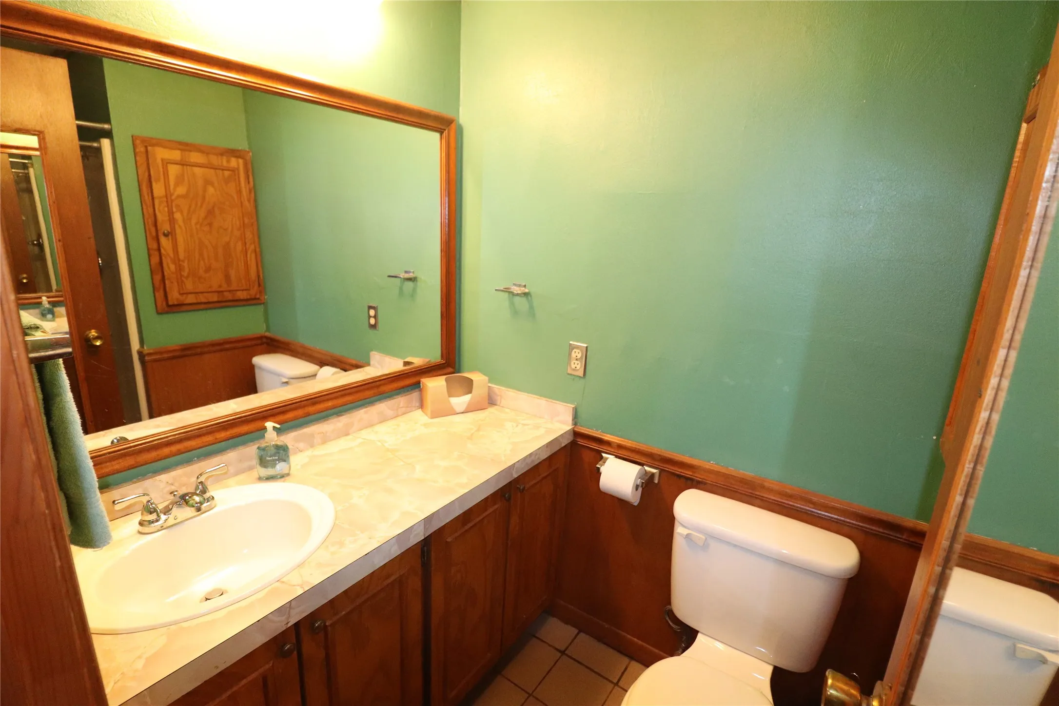 Farm For Sale in Clay County , 2553 Brixey Road, Henrietta, Texas 76365, 4 Bedroom, 2 Bathroom, 2 Garage spaces, 1,922 Sqft, built in 1951, mls#21211842, Real Estate Agent in Henrietta, Homes For Sale in Clay county, Homes For Sale in Henrietta, Realtor in Henrietta Texas, Real Estate Brokerage Independent Realty Texas, Luminita Cordes Realtor