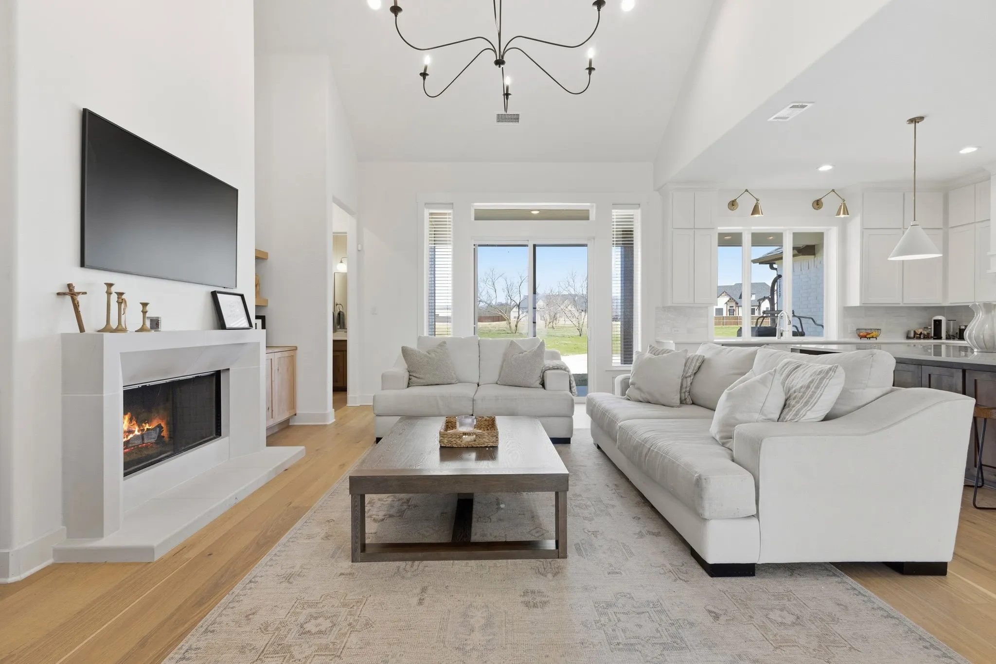 Single Family Residence For Sale in Ellis County , 3121 Katrina Run, Midlothian, Texas 76065, 5 Bedroom, 3 Bathroom, 3 Garage spaces, 2,856 Sqft, built in 2024, Preowned, mls#21211834, Real Estate Agent in Midlothian, Homes For Sale in Ellis county, Homes For Sale in Midlothian, Realtor in Midlothian Texas, Real Estate Brokerage Independent Realty Texas, Luminita Cordes Realtor