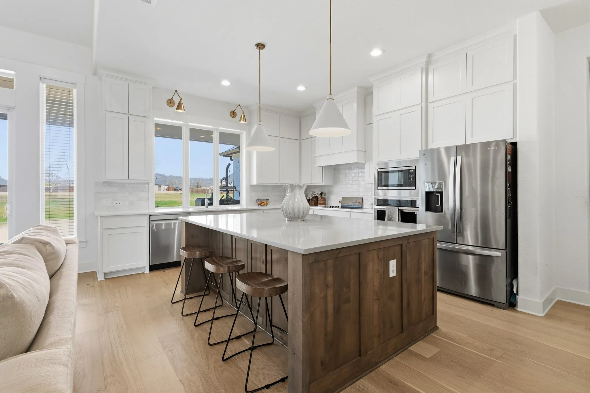 Single Family Residence For Sale in Ellis County , 3121 Katrina Run, Midlothian, Texas 76065, 5 Bedroom, 3 Bathroom, 3 Garage spaces, 2,856 Sqft, built in 2024, Preowned, mls#21211834, Real Estate Agent in Midlothian, Homes For Sale in Ellis county, Homes For Sale in Midlothian, Realtor in Midlothian Texas, Real Estate Brokerage Independent Realty Texas, Luminita Cordes Realtor