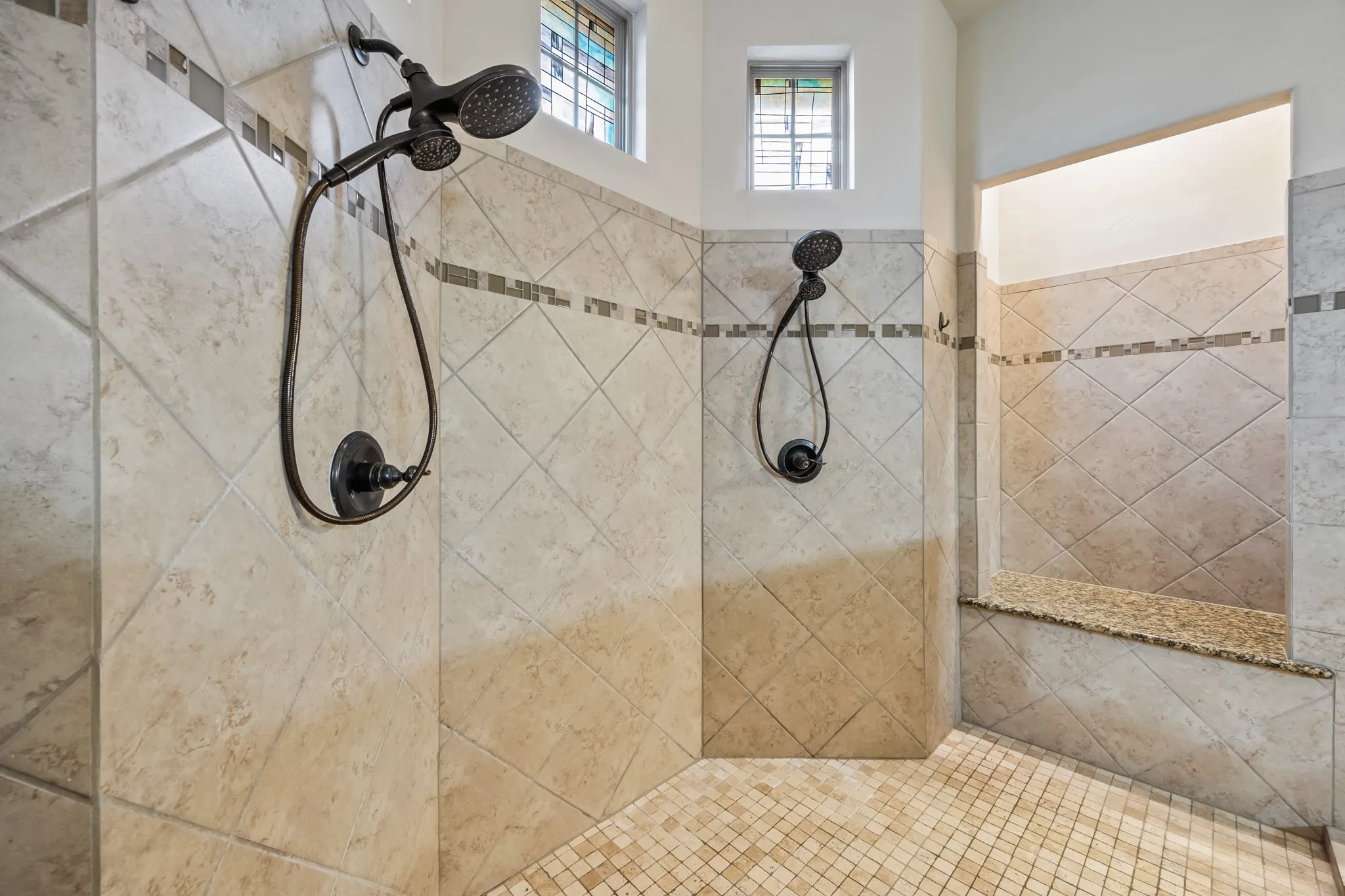 Single Family Residence For Sale in Rockwall County , 721 Kensington Drive, Mclendon Chisholm, Texas 75032, 4 Bedroom, 4 Bathroom, 3 Garage spaces, 3,947 Sqft, built in 2014, mls#21210412, Real Estate Agent in Mclendon Chisholm, Homes For Sale in Rockwall county, Homes For Sale in Mclendon Chisholm, Realtor in Mclendon Chisholm Texas, Real Estate Brokerage Independent Realty Texas, Luminita Cordes Realtor