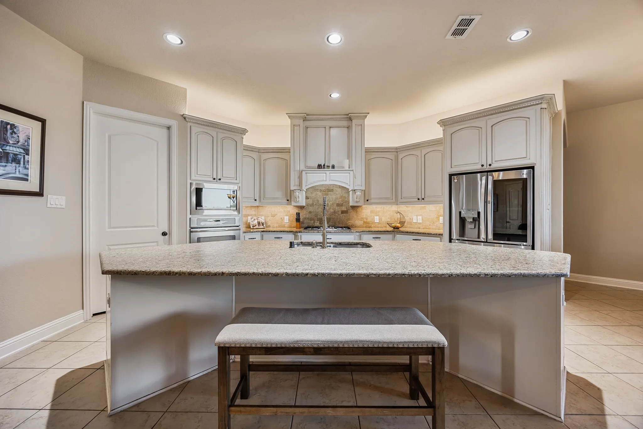 Single Family Residence For Sale in Rockwall County , 721 Kensington Drive, Mclendon Chisholm, Texas 75032, 4 Bedroom, 4 Bathroom, 3 Garage spaces, 3,947 Sqft, built in 2014, mls#21210412, Real Estate Agent in Mclendon Chisholm, Homes For Sale in Rockwall county, Homes For Sale in Mclendon Chisholm, Realtor in Mclendon Chisholm Texas, Real Estate Brokerage Independent Realty Texas, Luminita Cordes Realtor