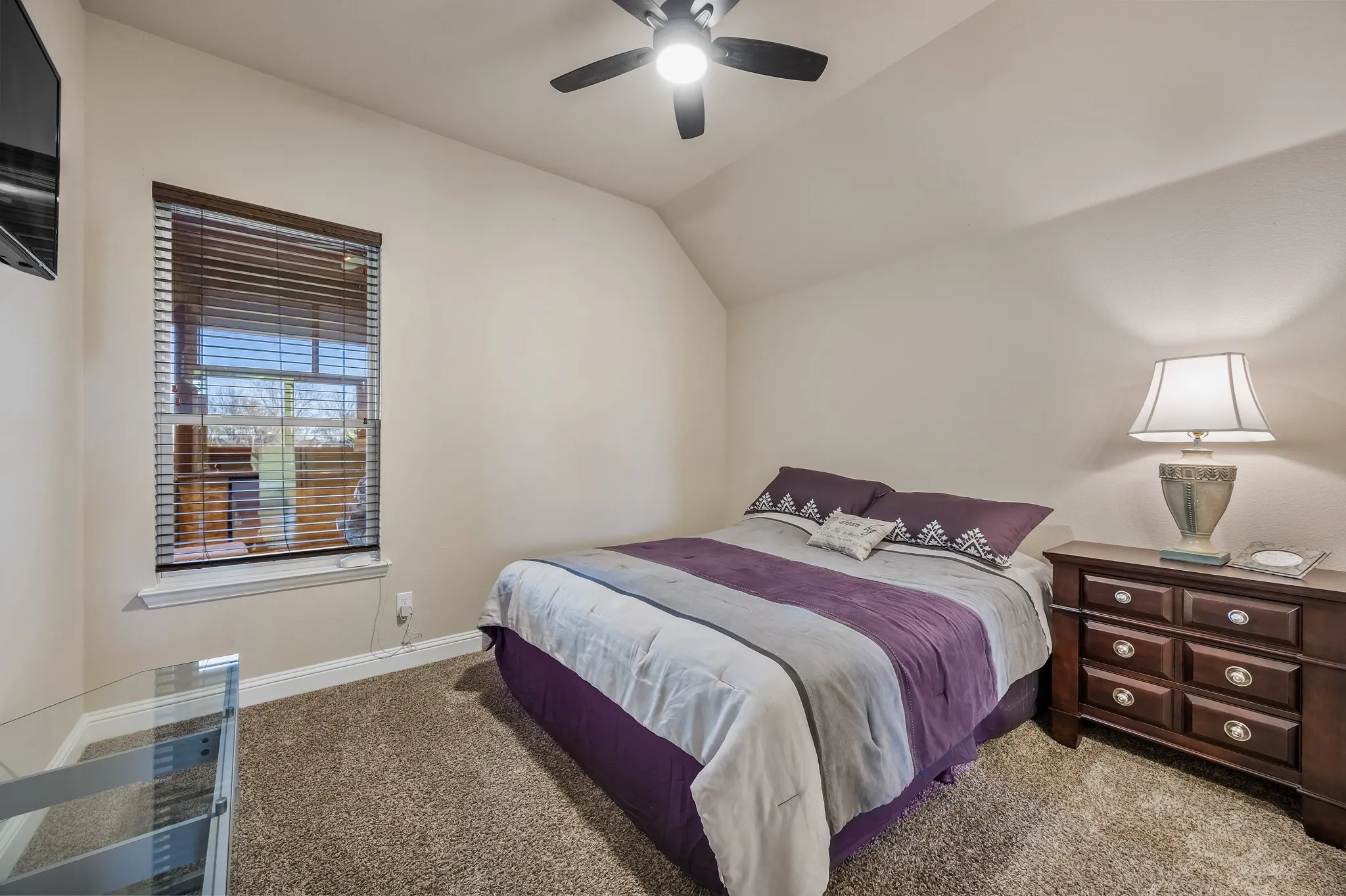 Single Family Residence For Sale in Rockwall County , 721 Kensington Drive, Mclendon Chisholm, Texas 75032, 4 Bedroom, 4 Bathroom, 3 Garage spaces, 3,947 Sqft, built in 2014, mls#21210412, Real Estate Agent in Mclendon Chisholm, Homes For Sale in Rockwall county, Homes For Sale in Mclendon Chisholm, Realtor in Mclendon Chisholm Texas, Real Estate Brokerage Independent Realty Texas, Luminita Cordes Realtor