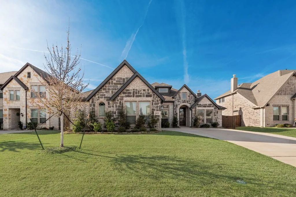 Single Family Residence For Sale in Ellis County , 3034 Kenna Court, Midlothian, Texas 76065, 4 Bedroom, 3 Bathroom, 2 Garage spaces, 2,249 Sqft, built in 2023, mls#21189172, Real Estate Agent in Midlothian, Homes For Sale in Ellis county, Homes For Sale in Midlothian, Realtor in Midlothian Texas, Real Estate Brokerage Independent Realty Texas, Luminita Cordes Realtor