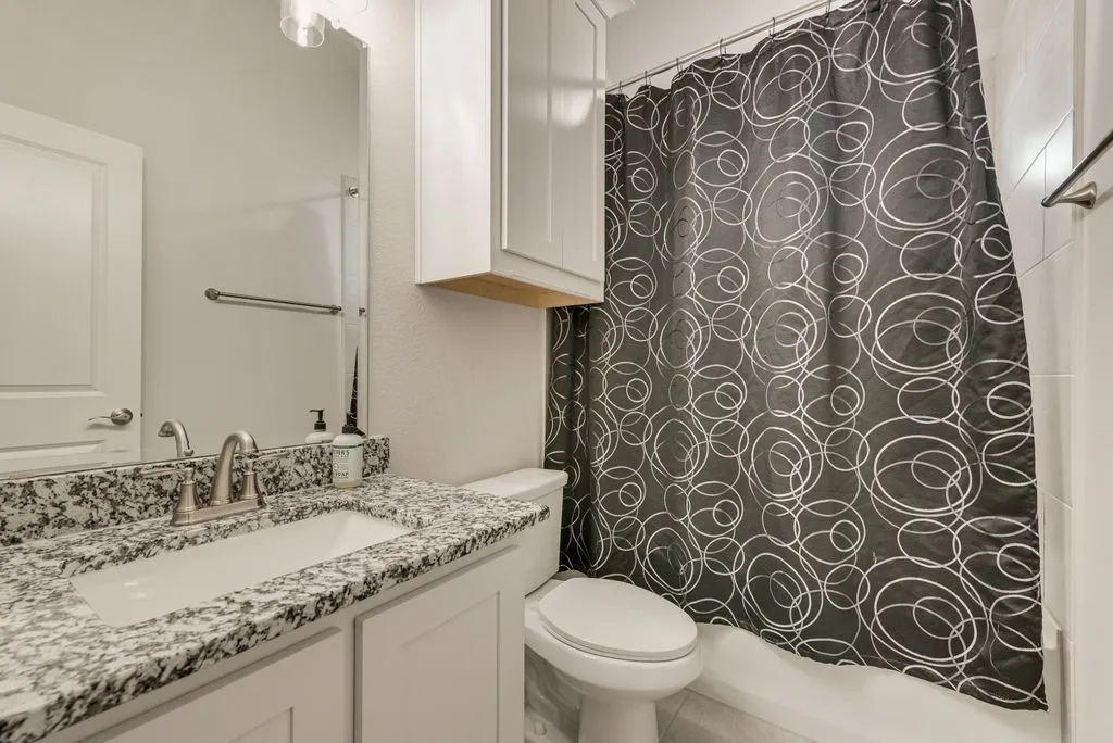 Single Family Residence For Sale in Ellis County , 3034 Kenna Court, Midlothian, Texas 76065, 4 Bedroom, 3 Bathroom, 2 Garage spaces, 2,249 Sqft, built in 2023, mls#21189172, Real Estate Agent in Midlothian, Homes For Sale in Ellis county, Homes For Sale in Midlothian, Realtor in Midlothian Texas, Real Estate Brokerage Independent Realty Texas, Luminita Cordes Realtor