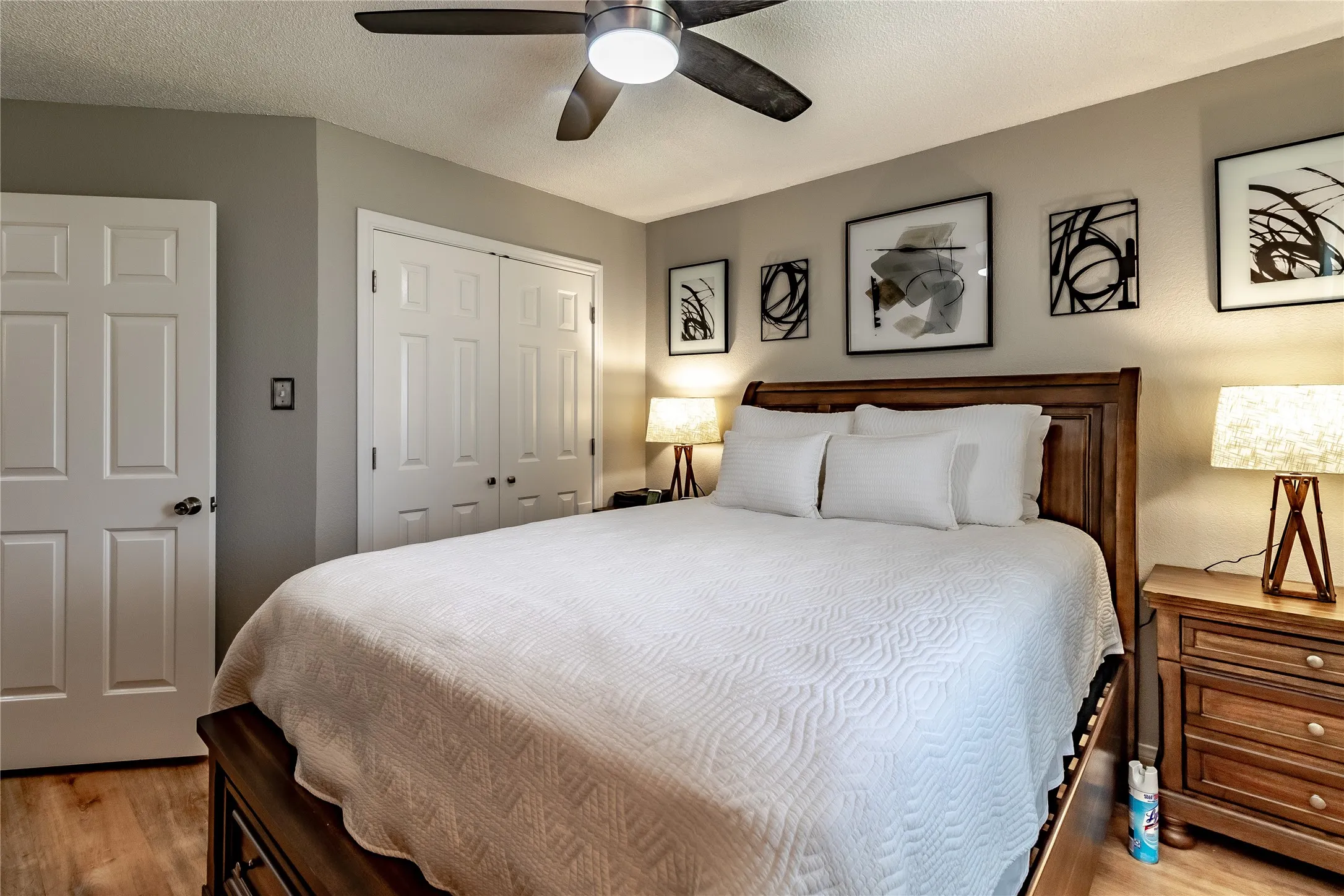 Single Family Residence For Sale in Rockwall County , 163 Dower Dr, Rockwall, Texas 75160, 3 Bedroom, 2 Bathroom, 2 Garage spaces, 1,457 Sqft, built in 1988, Preowned, mls#21210694, Real Estate Agent in Rockwall, Homes For Sale in Rockwall county, Homes For Sale in Rockwall, Realtor in Rockwall Texas, Real Estate Brokerage Independent Realty Texas, Luminita Cordes Realtor