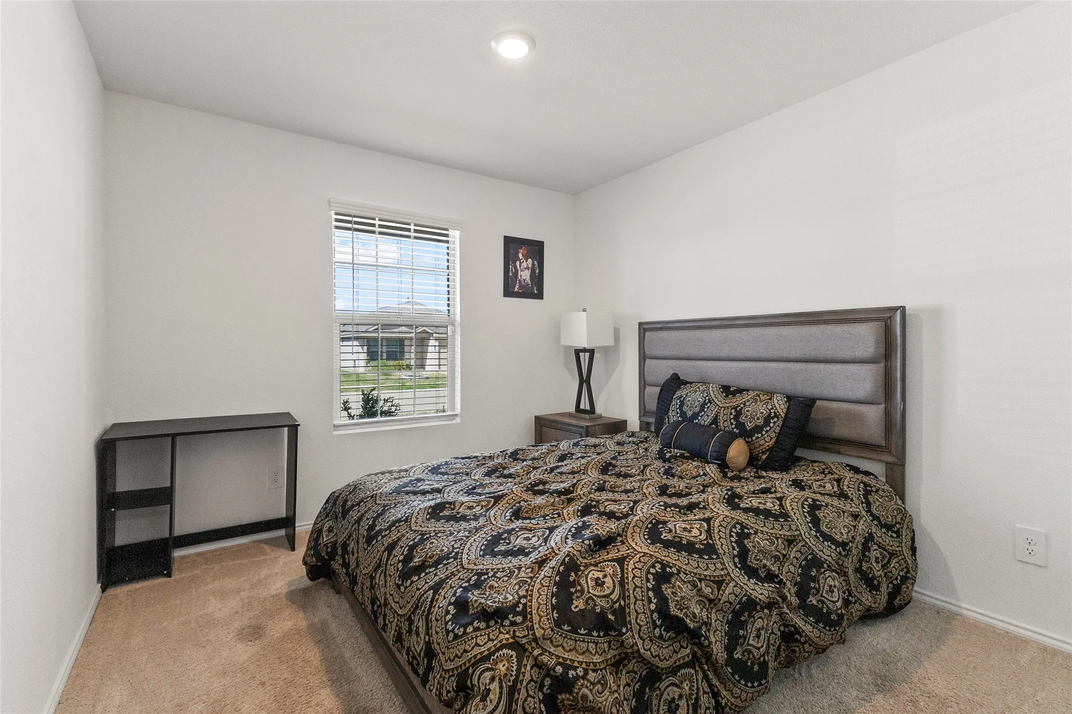 Single Family Residence For Sale in Ellis County , 1109 Odlozil Lane, Ennis, Texas 75119, 3 Bedroom, 2 Bathroom, 2 Garage spaces, 1,515 Sqft, built in 2021, Preowned, mls#21172737, Real Estate Agent in Ennis, Homes For Sale in Ellis county, Homes For Sale in Ennis, Realtor in Ennis Texas, Real Estate Brokerage Independent Realty Texas, Luminita Cordes Realtor