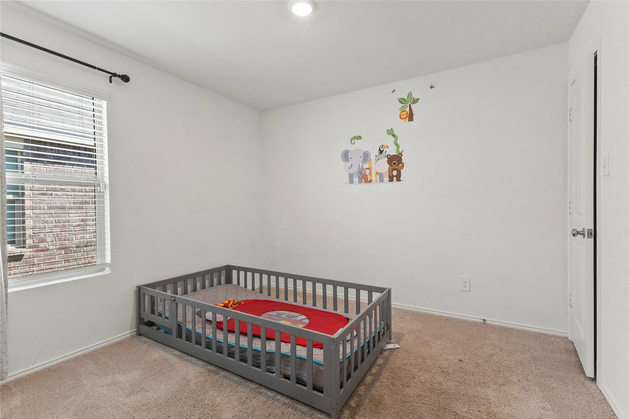 Single Family Residence For Sale in Ellis County , 1109 Odlozil Lane, Ennis, Texas 75119, 3 Bedroom, 2 Bathroom, 2 Garage spaces, 1,515 Sqft, built in 2021, Preowned, mls#21172737, Real Estate Agent in Ennis, Homes For Sale in Ellis county, Homes For Sale in Ennis, Realtor in Ennis Texas, Real Estate Brokerage Independent Realty Texas, Luminita Cordes Realtor