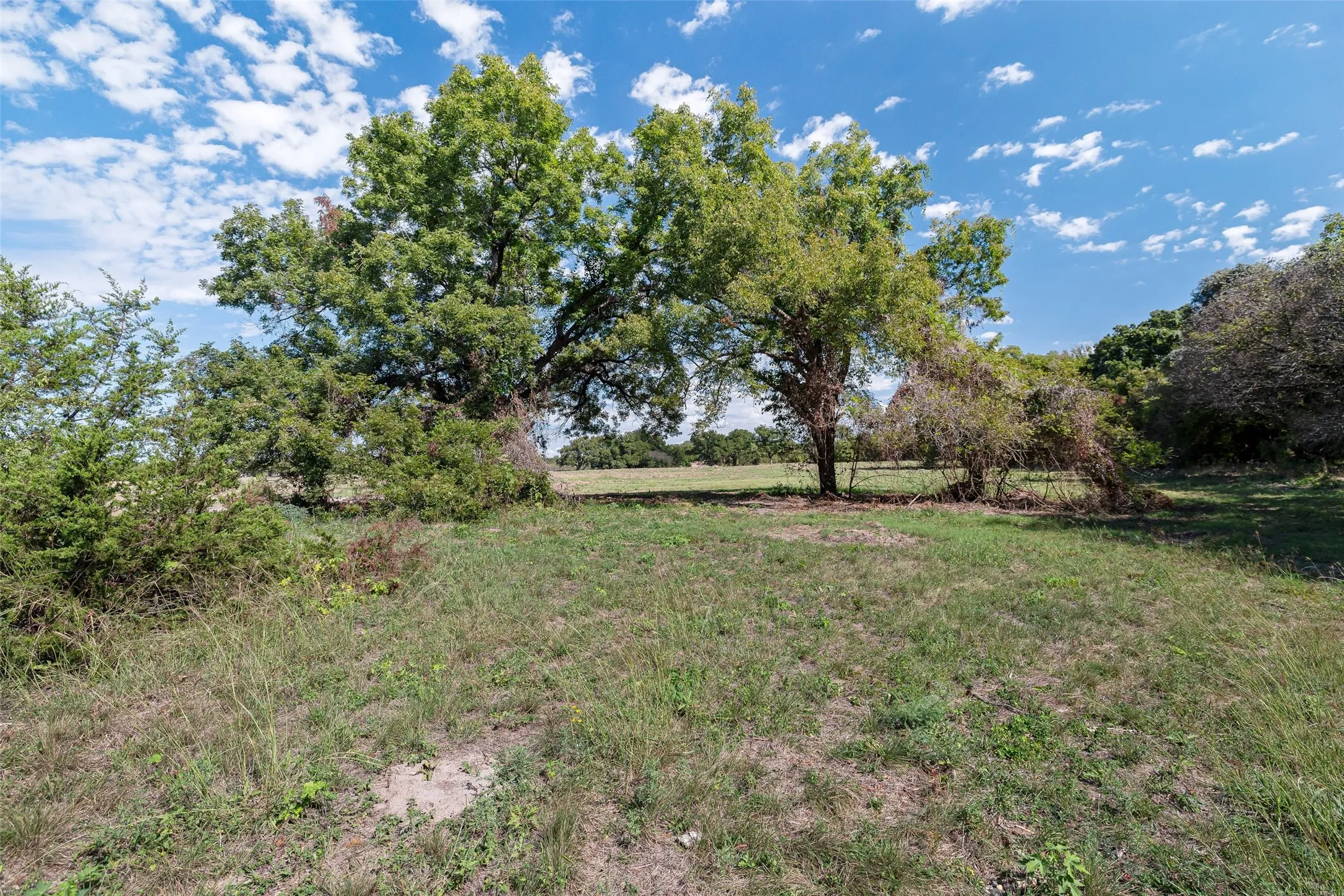 Unimproved Land For Sale in Hood County , TBD Overton Ct S, Granbury, Texas 76048, 0, 0, Garage spaces, 0 Sqft, built in 0, Price $895,000, mls#21211965, Real Estate Agent in Granbury, Homes For Sale in Hood county, Homes For Sale in Granbury, Realtor in Granbury Texas, Real Estate Brokerage Independent Realty Texas, Luminita Cordes Realtor